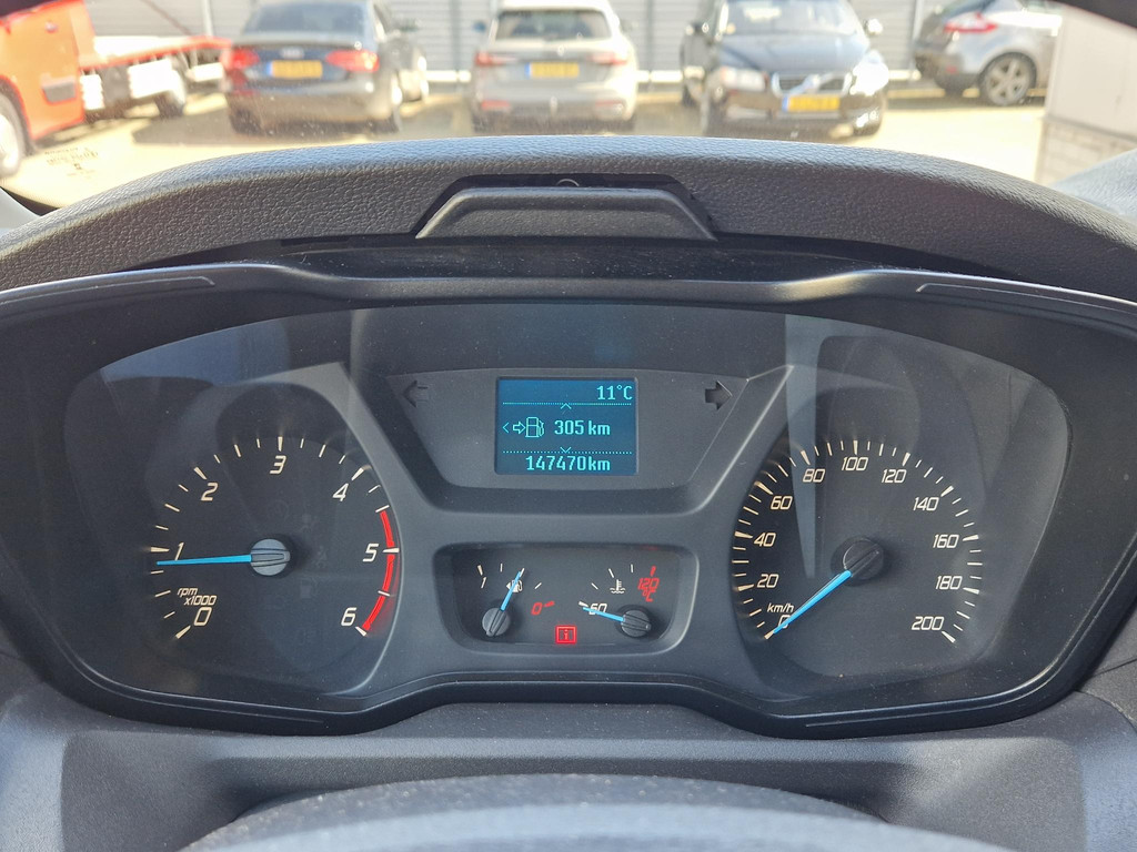 32354993-10.jpg
