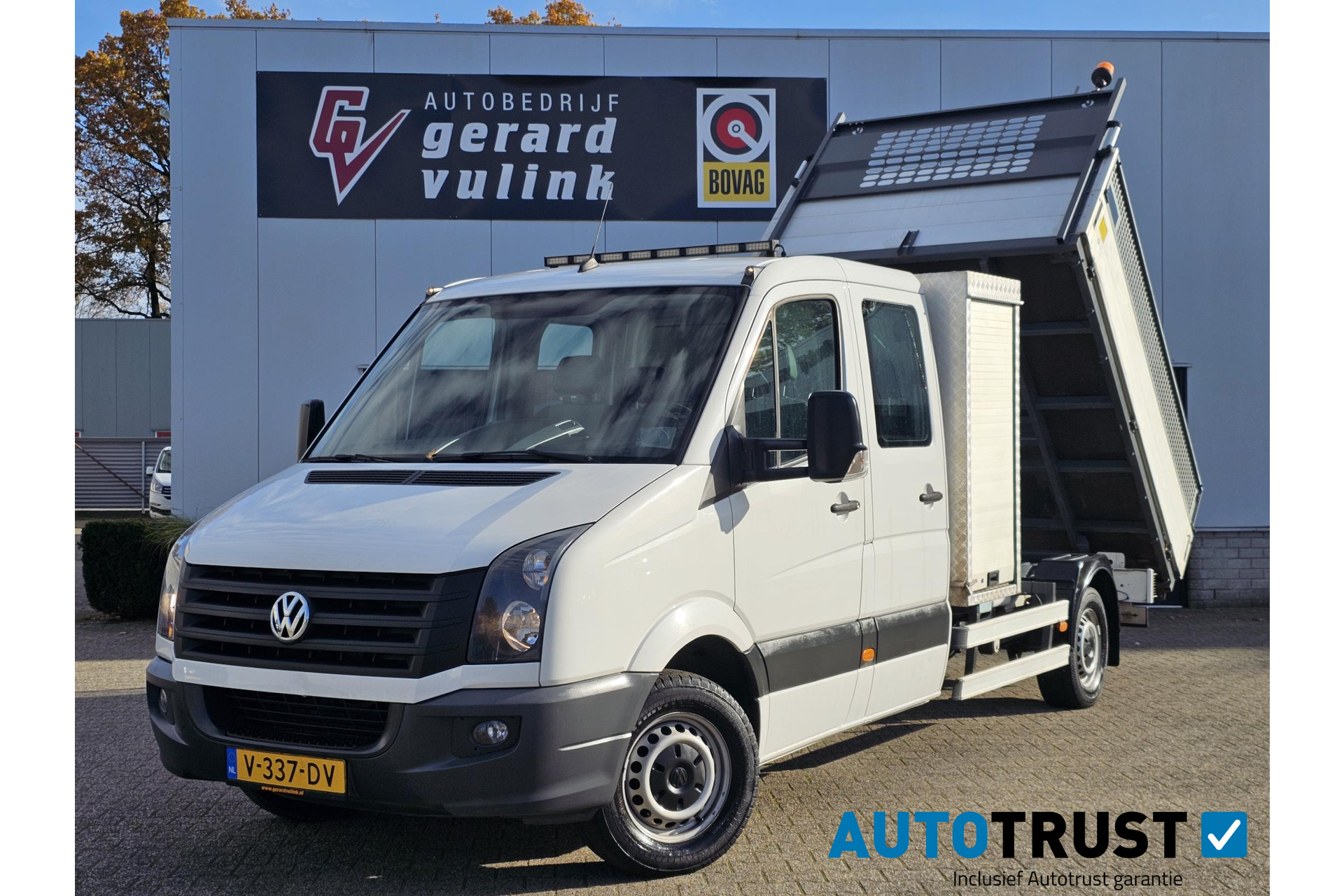 Volkswagen Crafter 2.0 TDI KIPPER TREKHAAK 6-ZITPLAATSEN 3500KG TREKG 37887463-0.jpg | Autobedrijf Gerard Vulink