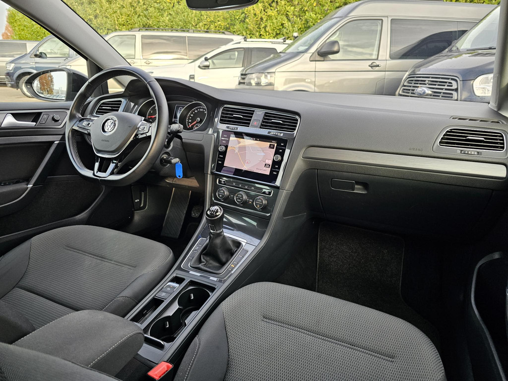 38795580-22.jpg