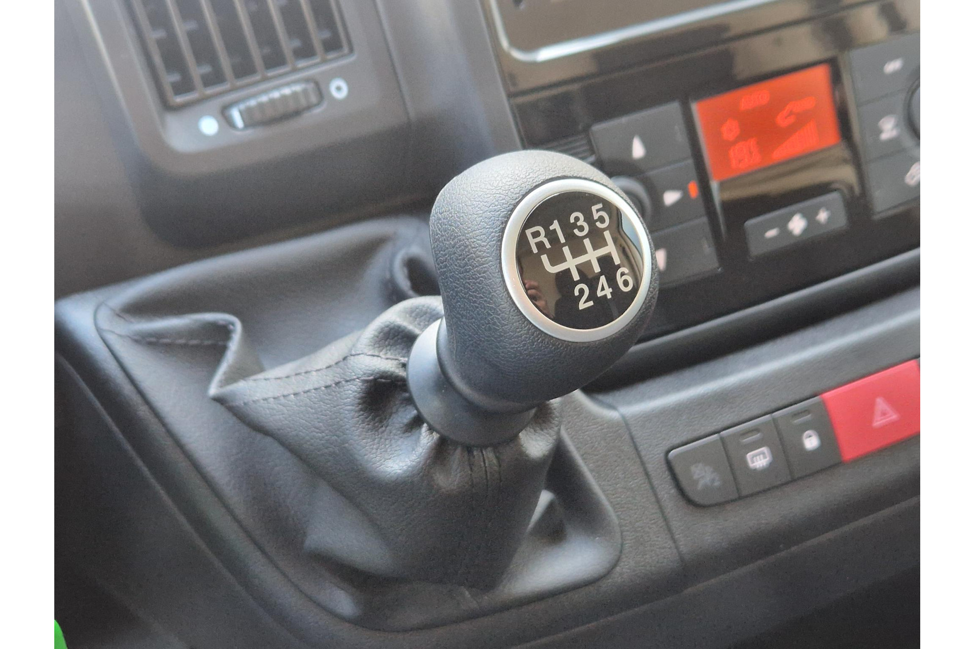 Opel Movano 2.2D 165PK L3H2 Edition CLIMA CRUISE NIEUW 39006545-16.jpg | Autobedrijf Gerard Vulink