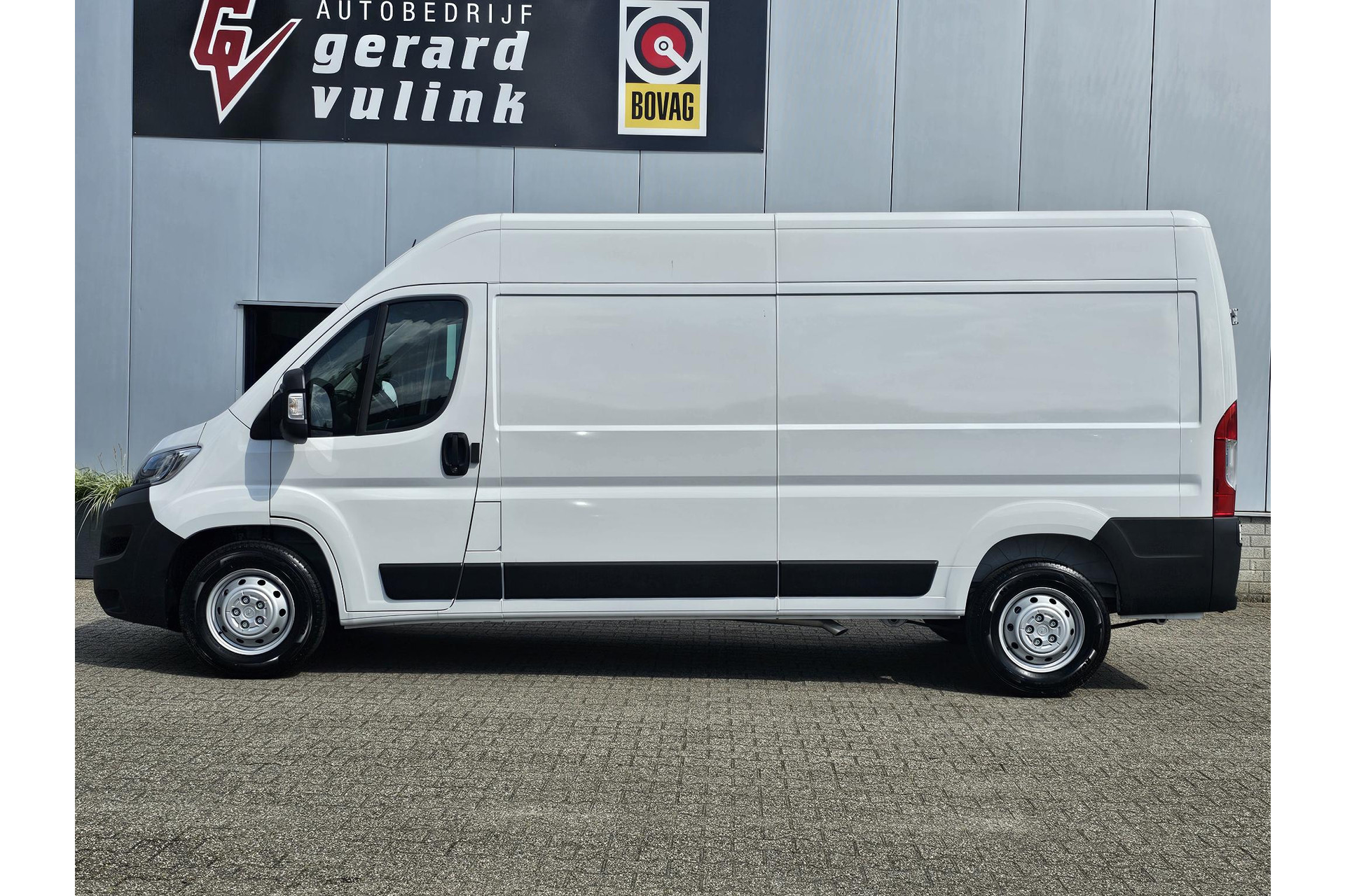 Opel Movano 2.2D 165PK L3H2 Edition CLIMA CRUISE NIEUW 39006545-3.jpg | Autobedrijf Gerard Vulink