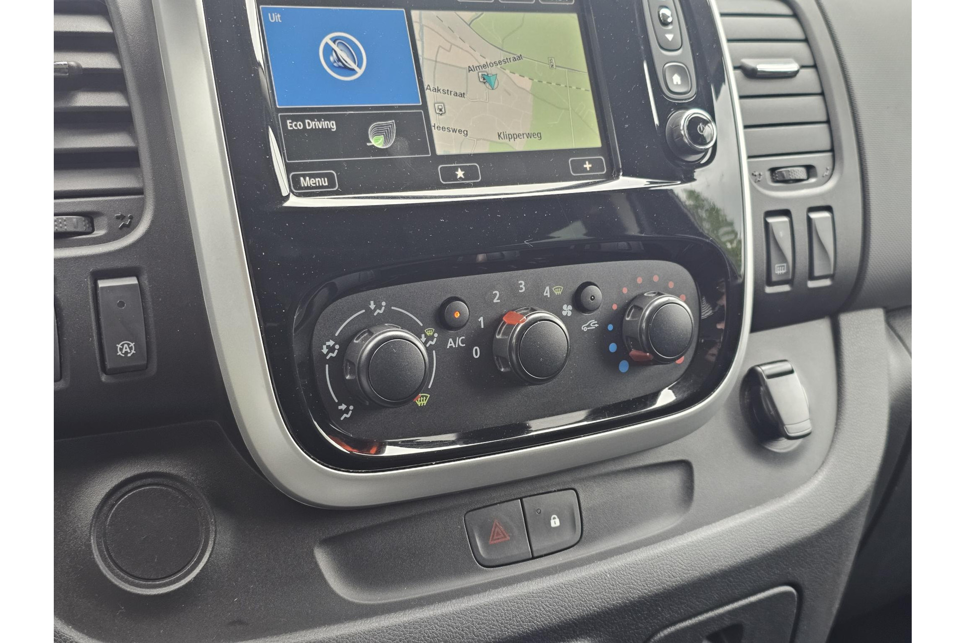 Opel Vivaro 1.6 CDTI L2H1 125PK 5 PERS SPORT CRUISE CAMERA NAV 39250978-11.jpg | Autobedrijf Gerard Vulink