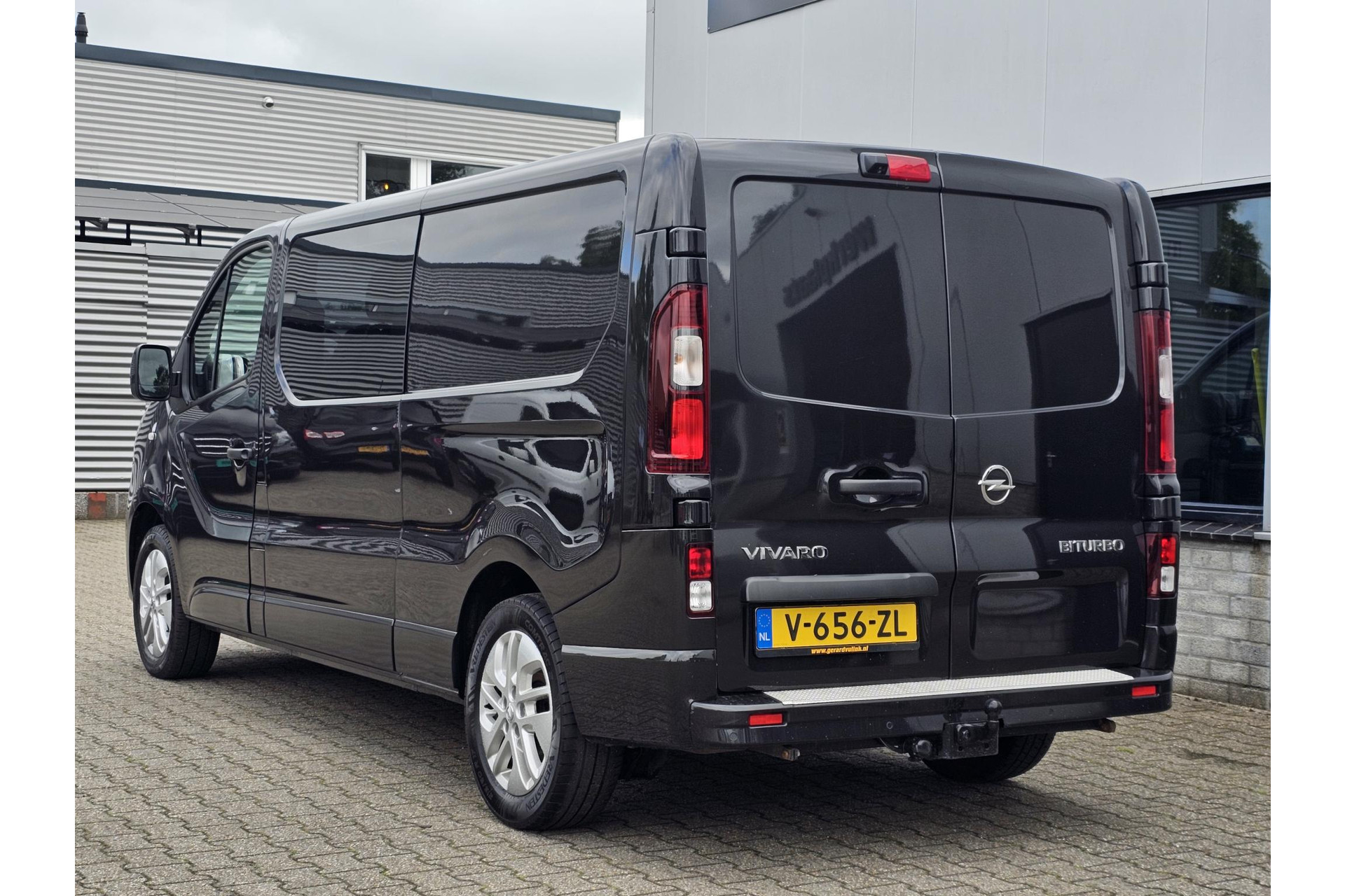 Opel Vivaro 1.6 CDTI L2H1 125PK 5 PERS SPORT CRUISE CAMERA NAV 39250978-4.jpg | Autobedrijf Gerard Vulink