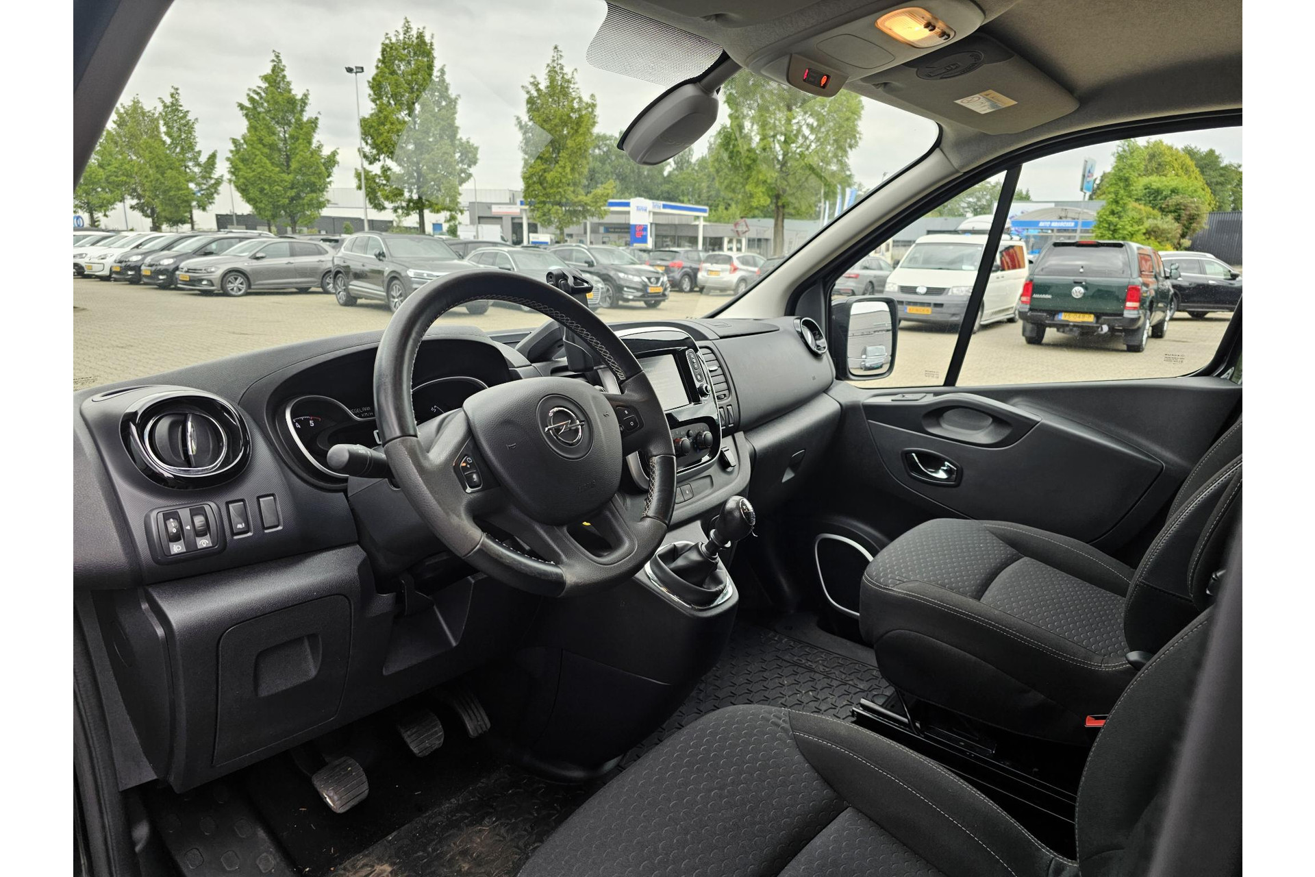 Opel Vivaro 1.6 CDTI L2H1 125PK 5 PERS SPORT CRUISE CAMERA NAV 39250978-6.jpg | Autobedrijf Gerard Vulink