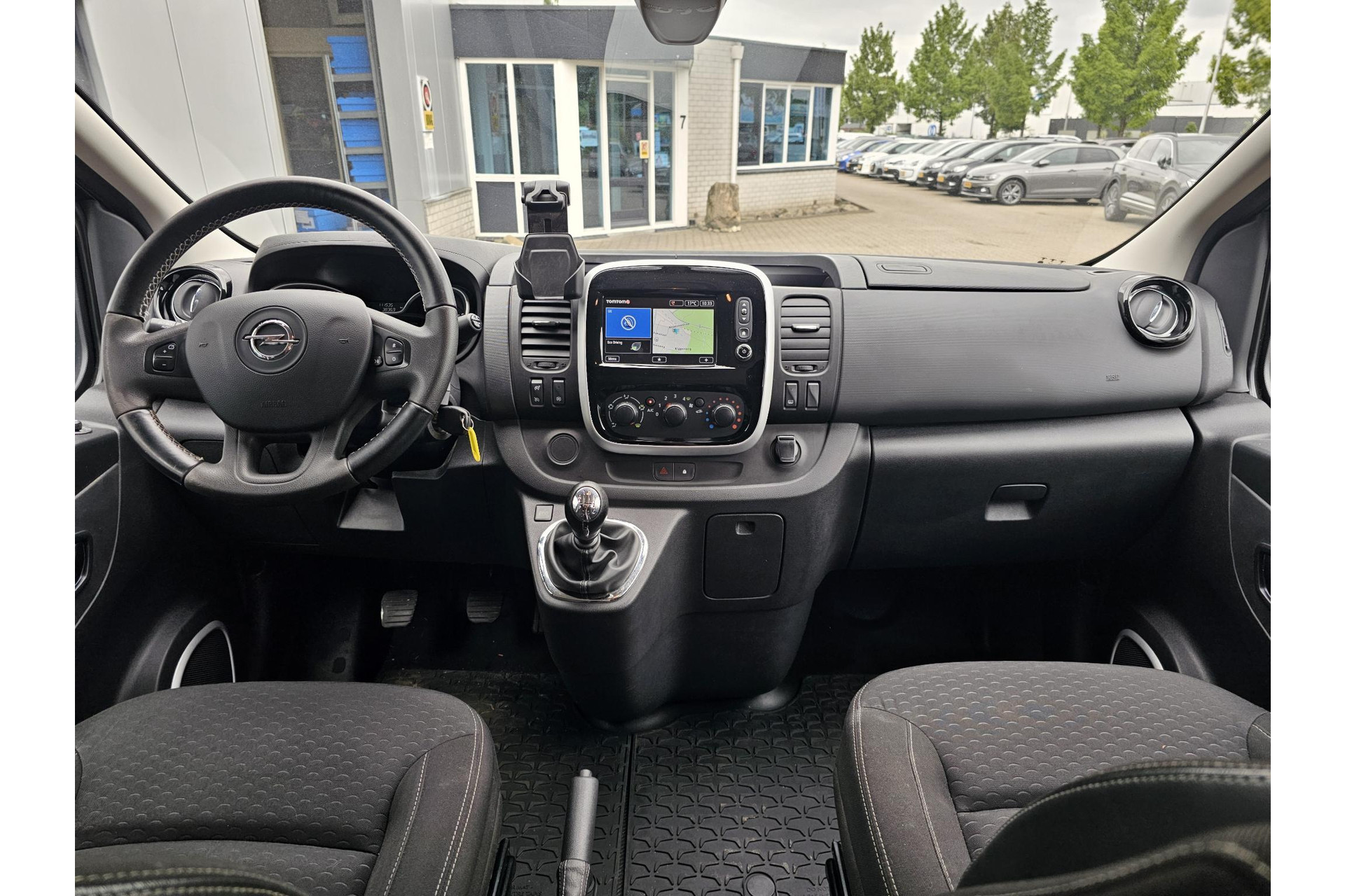 Opel Vivaro 1.6 CDTI L2H1 125PK 5 PERS SPORT CRUISE CAMERA NAV 39250978-7.jpg | Autobedrijf Gerard Vulink