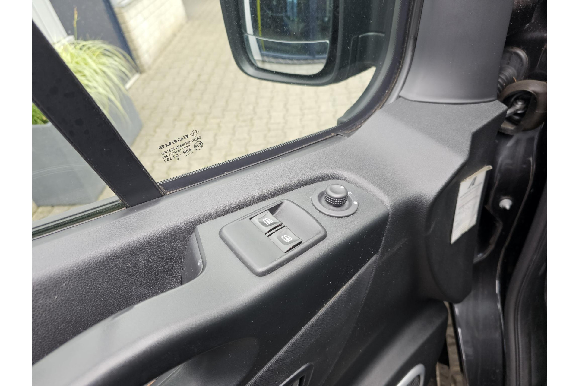 Opel Vivaro 1.6 CDTI L2H1 125PK 5 PERS SPORT CRUISE CAMERA NAV 39250978-8.jpg | Autobedrijf Gerard Vulink