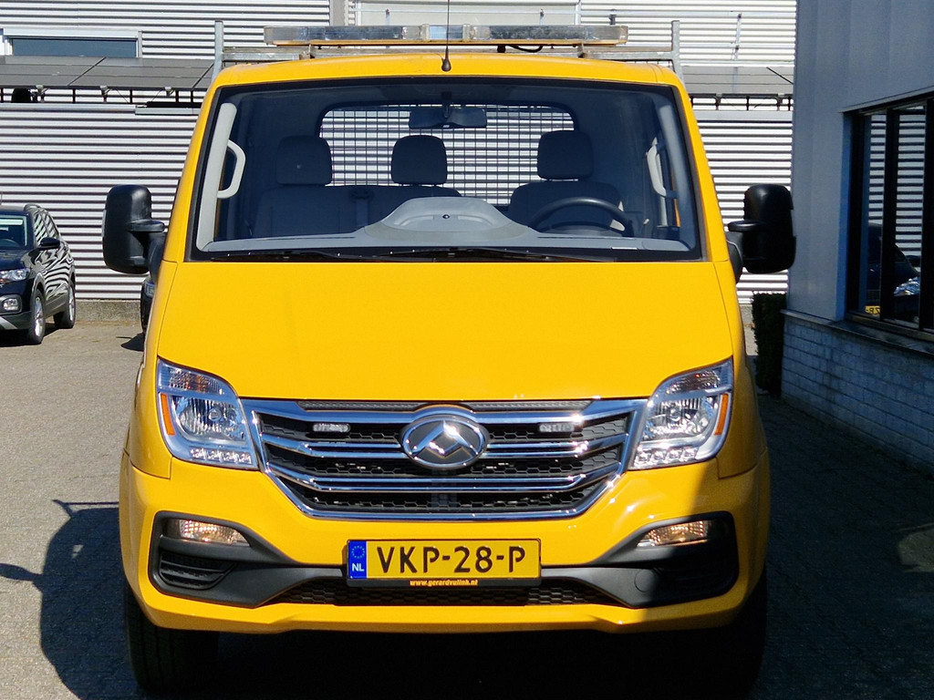 41132985-30.jpg