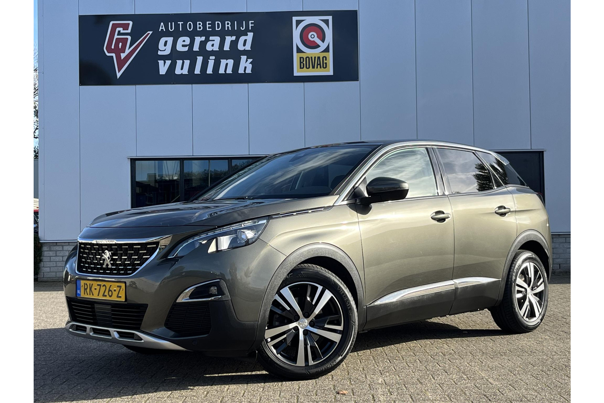 Peugeot 3008 Allure 165PK AUTOMAAT TREKHAAK ZEER LUXE 41152646-0.jpg | Autobedrijf Gerard Vulink