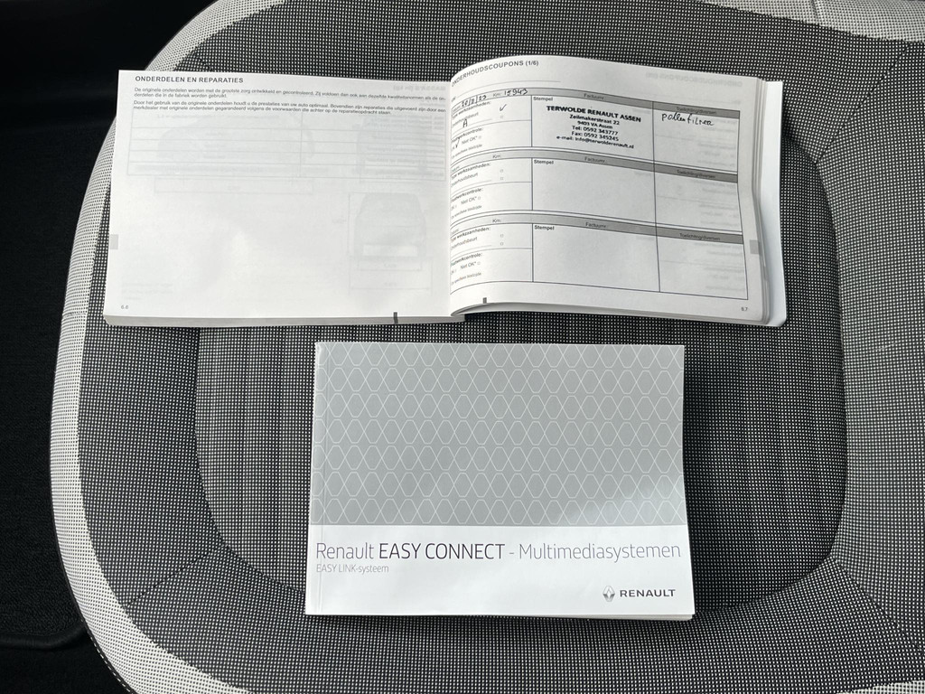41526766-14.jpg