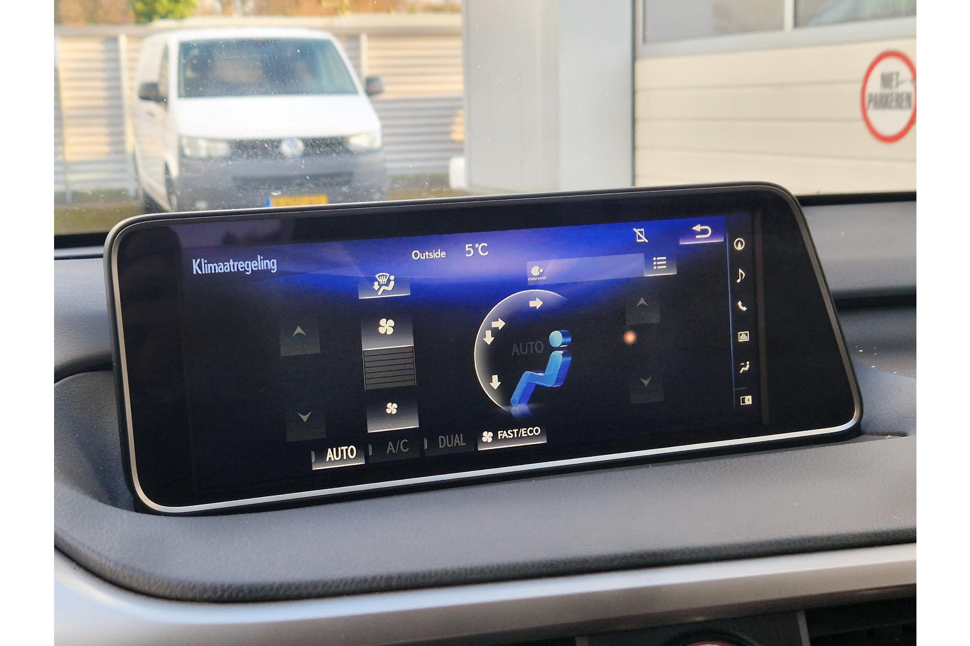 Lexus RX 450h 4WD F Sport Line MARK LEVINSON TREKHAAK LEER 42295929-23.jpg | Autobedrijf Gerard Vulink