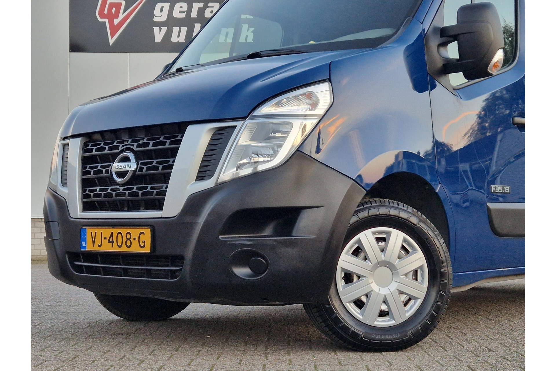 Renault Master 2.3 dCi L2H2 DC 5-PERSOONS AIRCO TREKHAAK 42399205-2.jpg | Autobedrijf Gerard Vulink