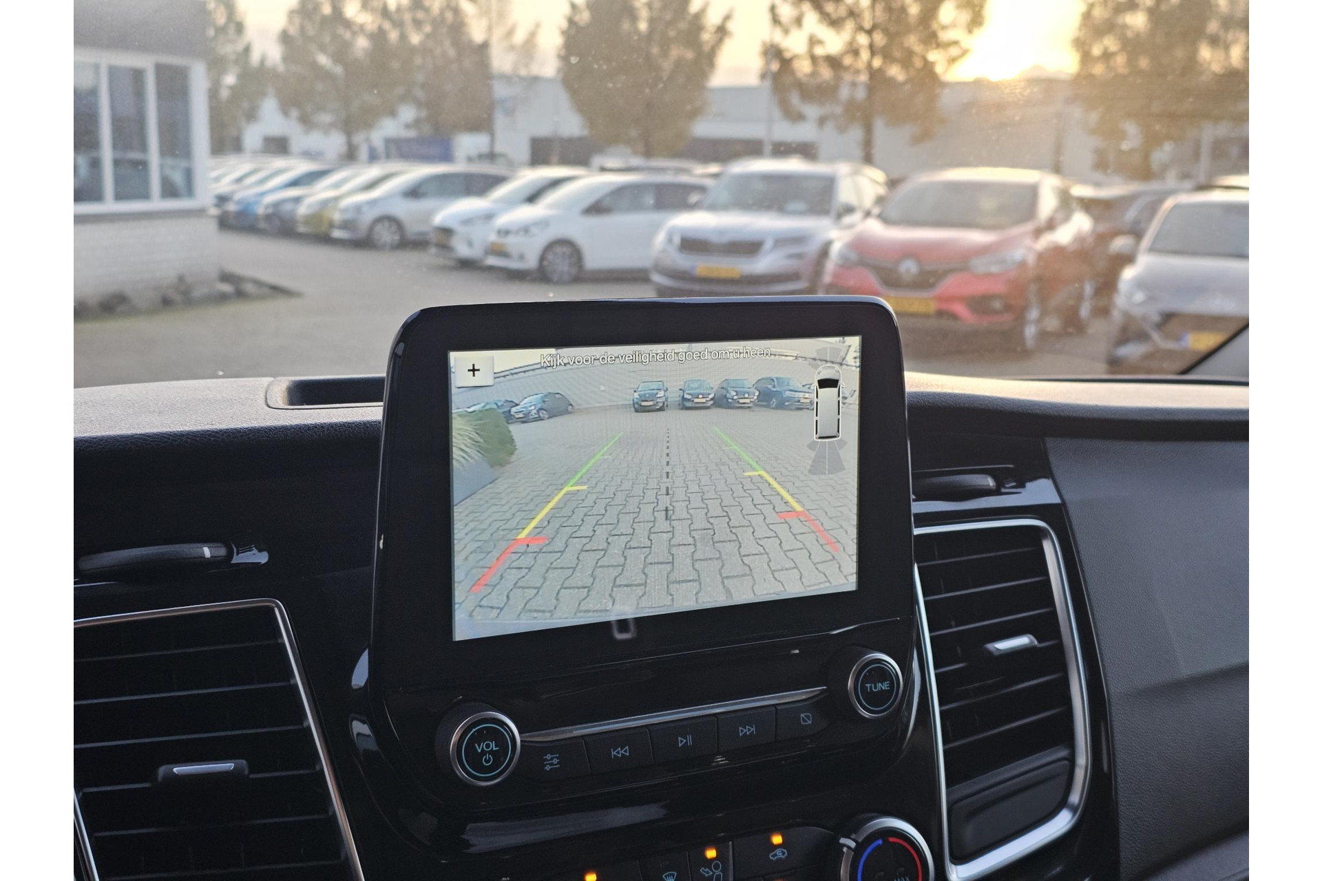 Ford Transit Custom Sport 2.0 TDCI 170PK L2H1 AUTOMAAT CAMERA ADAPTIVE 42860404-14.jpg | Autobedrijf Gerard Vulink