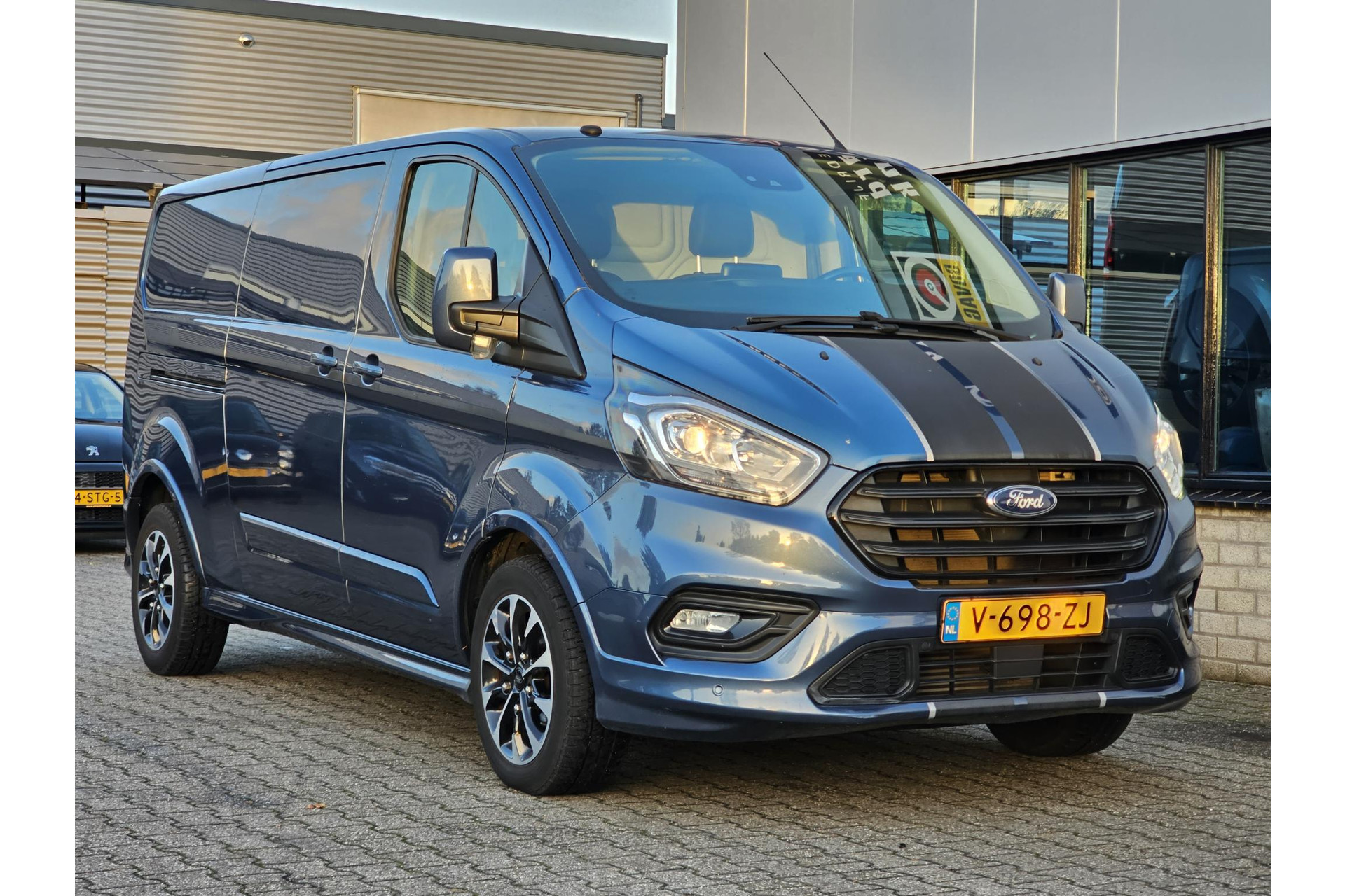 Ford Transit Custom Sport 2.0 TDCI 170PK L2H1 AUTOMAAT CAMERA ADAPTIVE 42860404-28.jpg | Autobedrijf Gerard Vulink