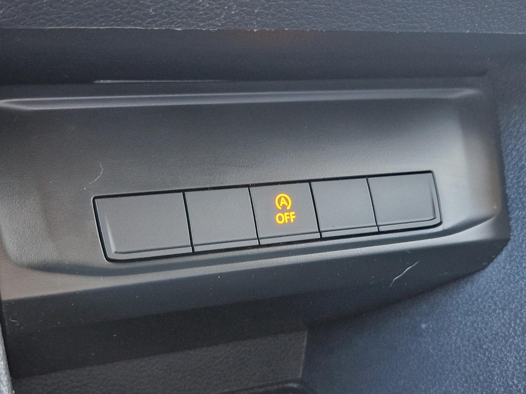 43933731-14.jpg