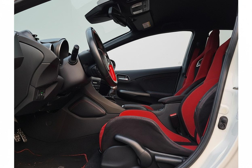 Honda Civic 2.0 Type R GT | 310 PK 400NM | BREMBO NAV CRUISE 44480729-8.jpg | Autobedrijf Gerard Vulink