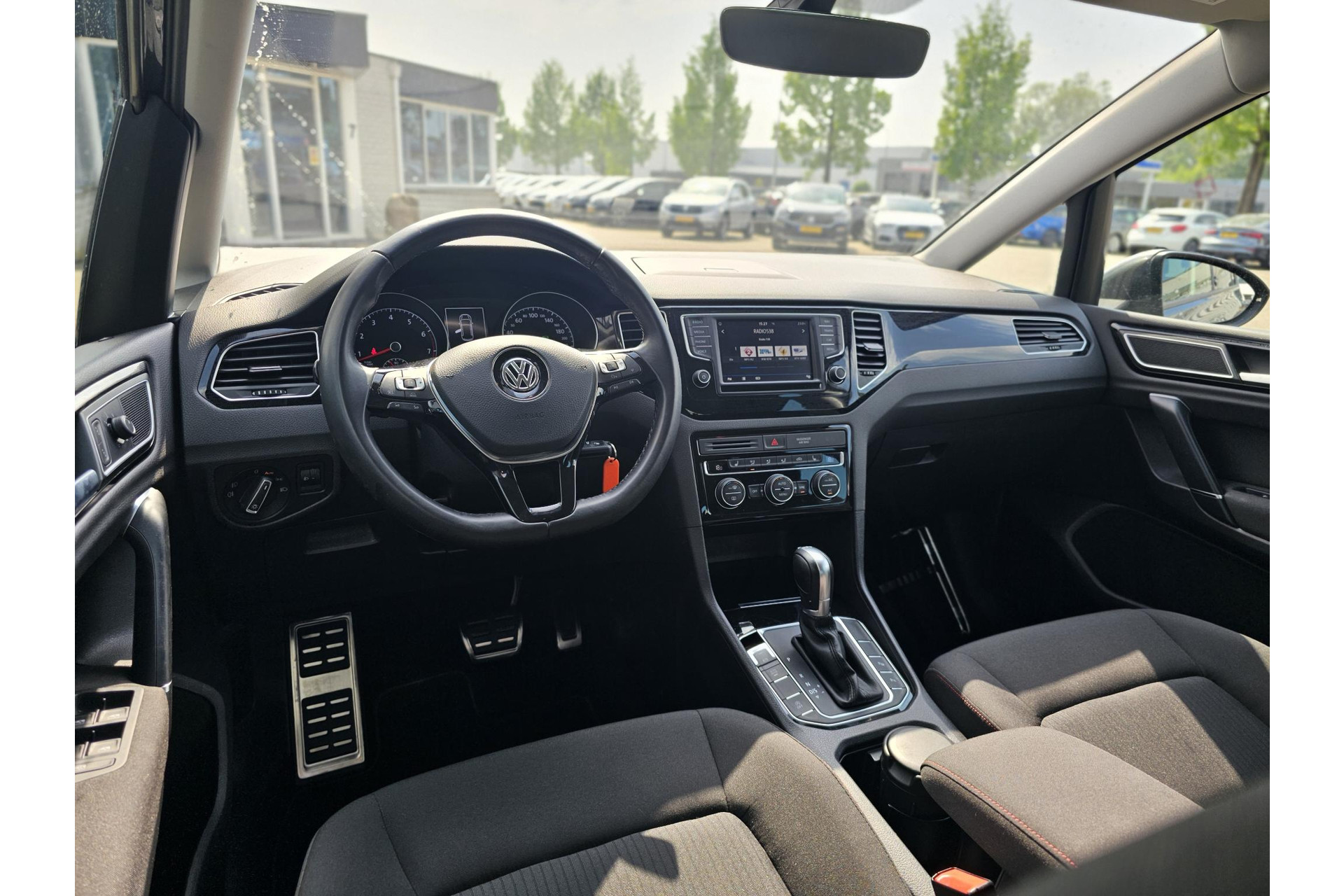 Volkswagen Golf Sportsvan 1.2 TSI DSG Sound ADAPTIVE CRUISE STOELVERW 44683855-5.jpg | Autobedrijf Gerard Vulink
