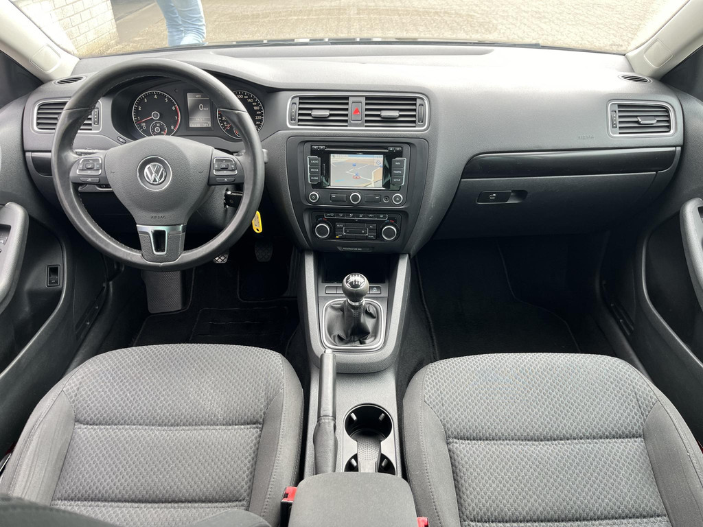 45086644-9.jpg