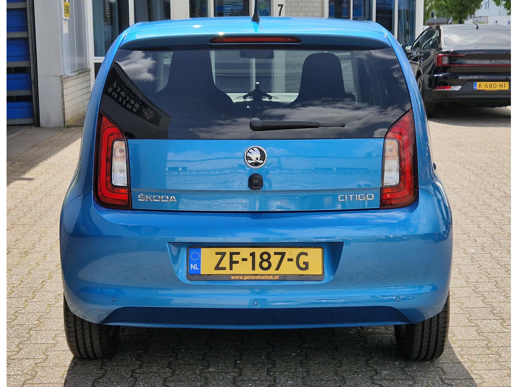45241227-18.jpg