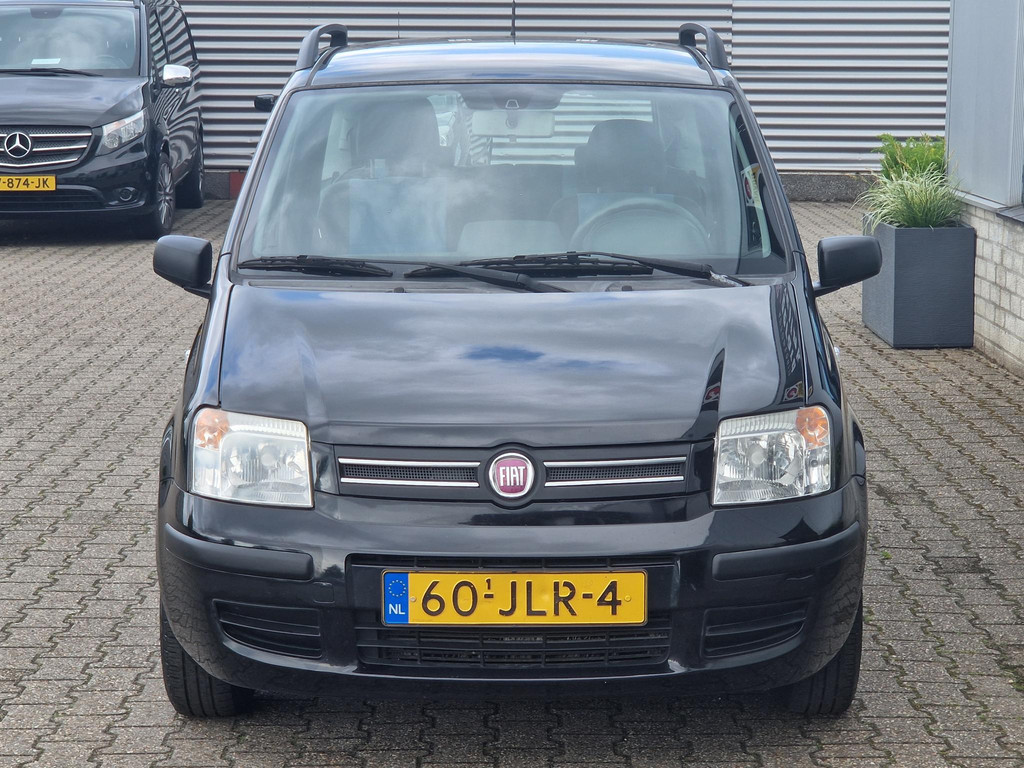 45601287-20.jpg
