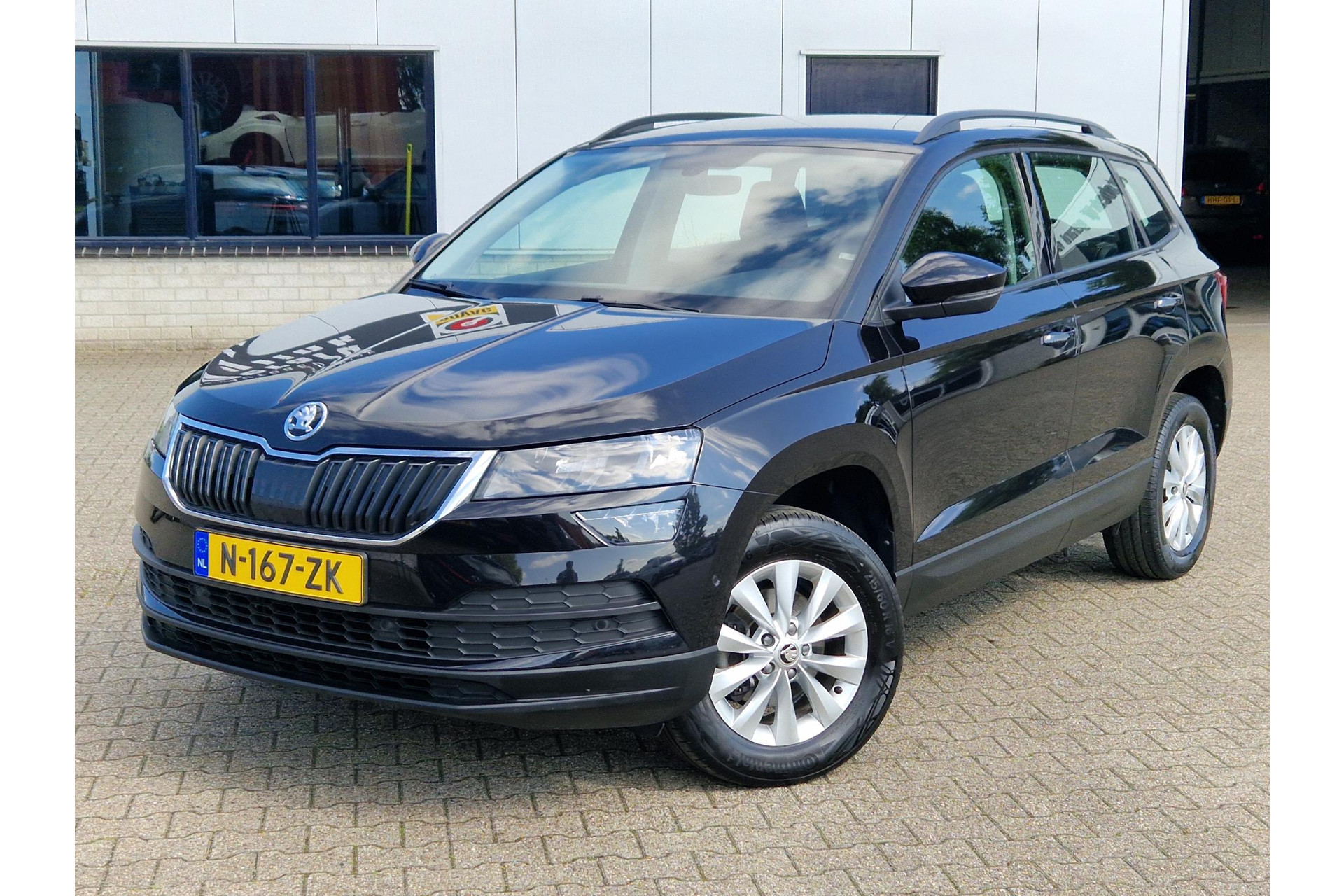 Škoda Karoq 1.5 TSI AUTOMAAT Business Edition TREKHAAK ECC 45636671-1.jpg | Autobedrijf Gerard Vulink