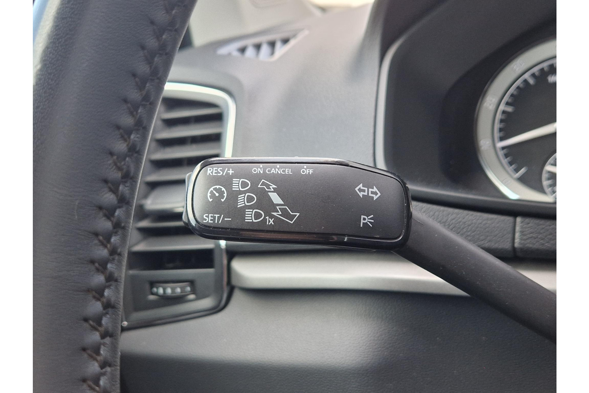 Škoda Karoq 1.5 TSI AUTOMAAT Business Edition TREKHAAK ECC 45636671-15.jpg | Autobedrijf Gerard Vulink