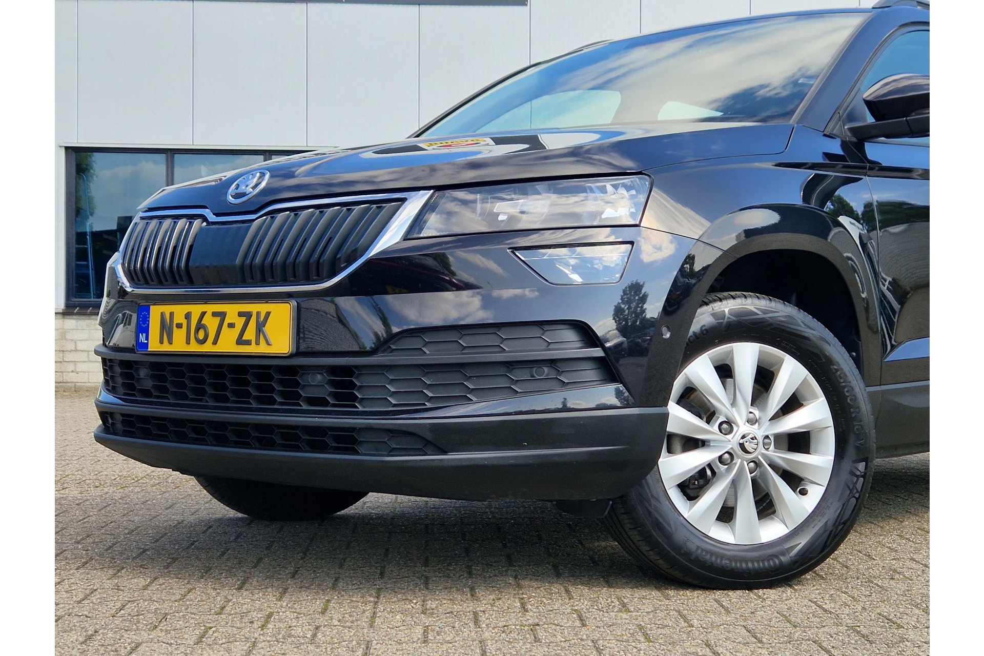 Škoda Karoq 1.5 TSI AUTOMAAT Business Edition TREKHAAK ECC 45636671-2.jpg | Autobedrijf Gerard Vulink