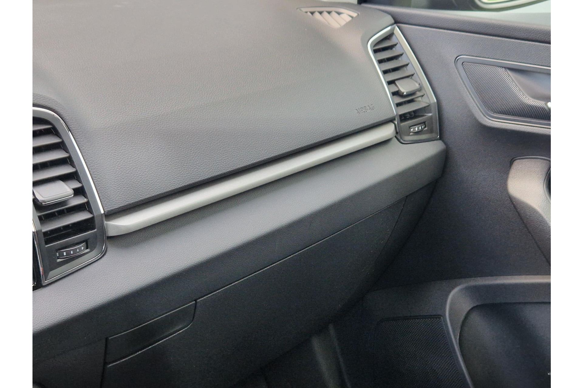 Škoda Karoq 1.5 TSI AUTOMAAT Business Edition TREKHAAK ECC 45636671-23.jpg | Autobedrijf Gerard Vulink