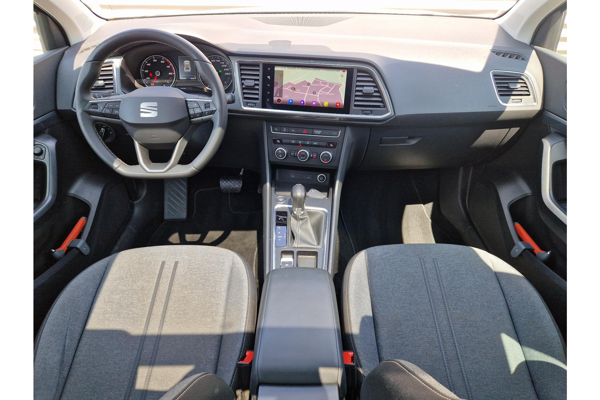 SEAT Ateca 1.5 TSI Style Business Intens CAMERA PANO CARPLAY 45684041-11.jpg | Autobedrijf Gerard Vulink