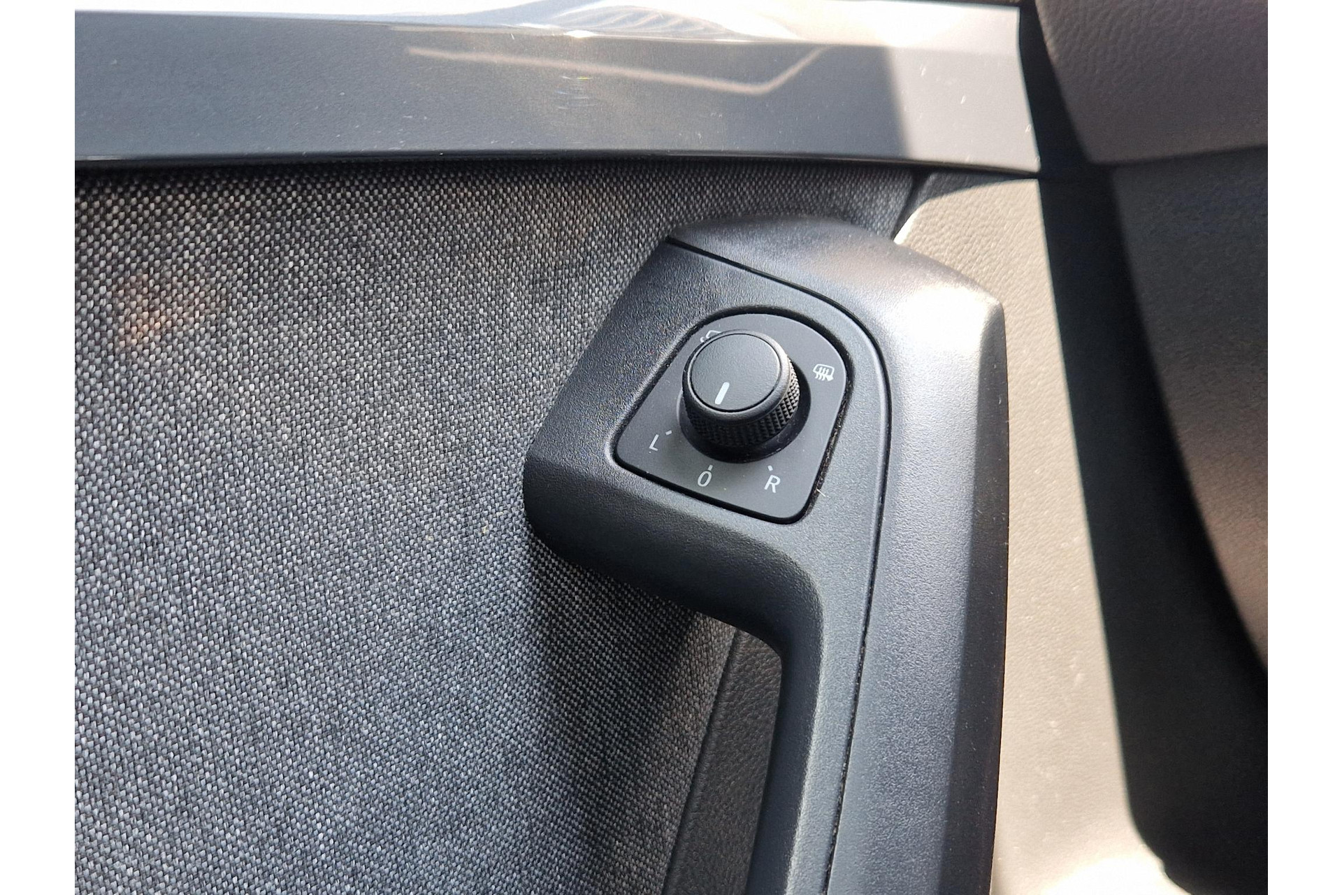 SEAT Ateca 1.5 TSI Style Business Intens CAMERA PANO CARPLAY 45684041-16.jpg | Autobedrijf Gerard Vulink