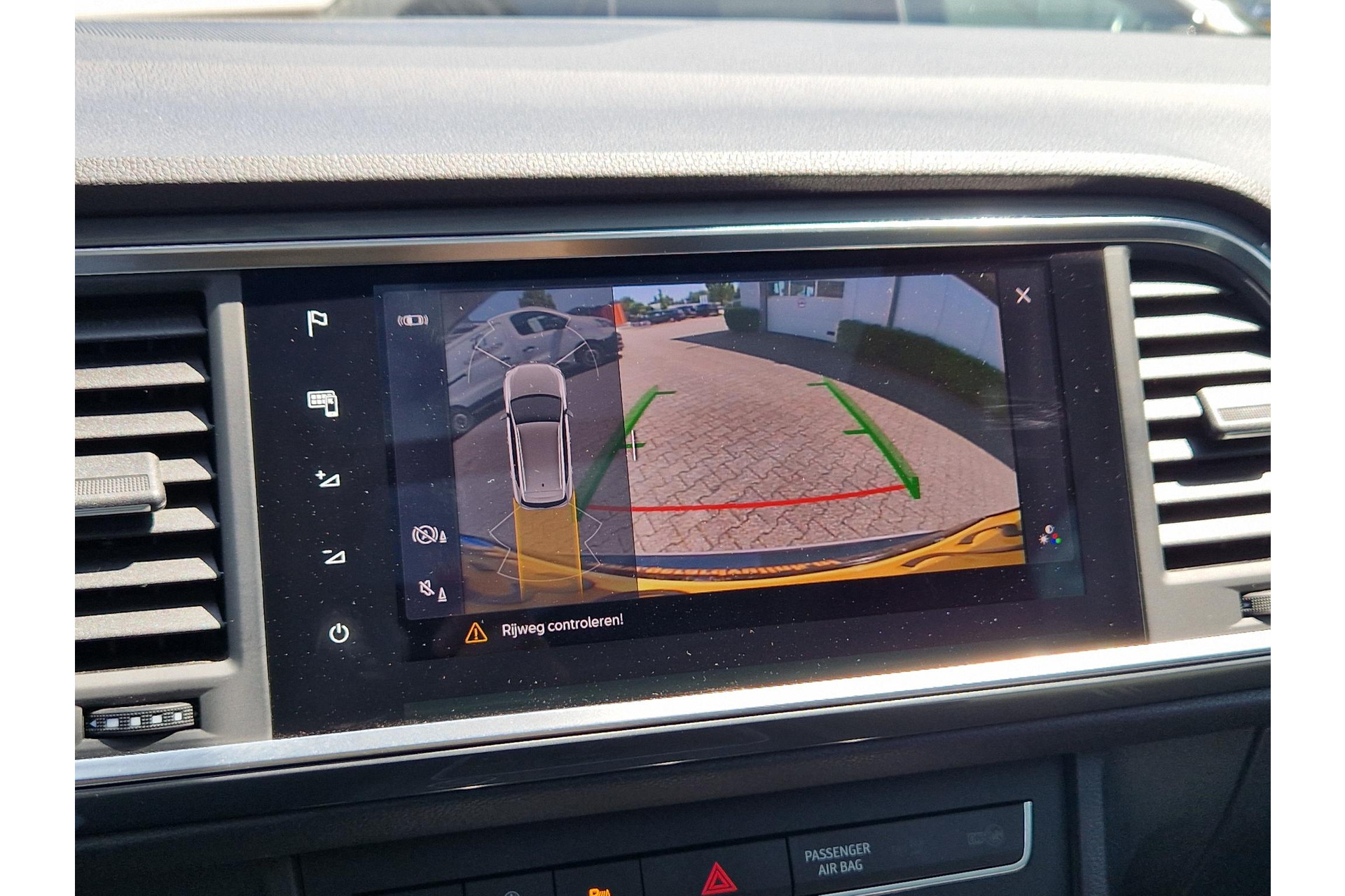 SEAT Ateca 1.5 TSI Style Business Intens CAMERA PANO CARPLAY 45684041-22.jpg | Autobedrijf Gerard Vulink