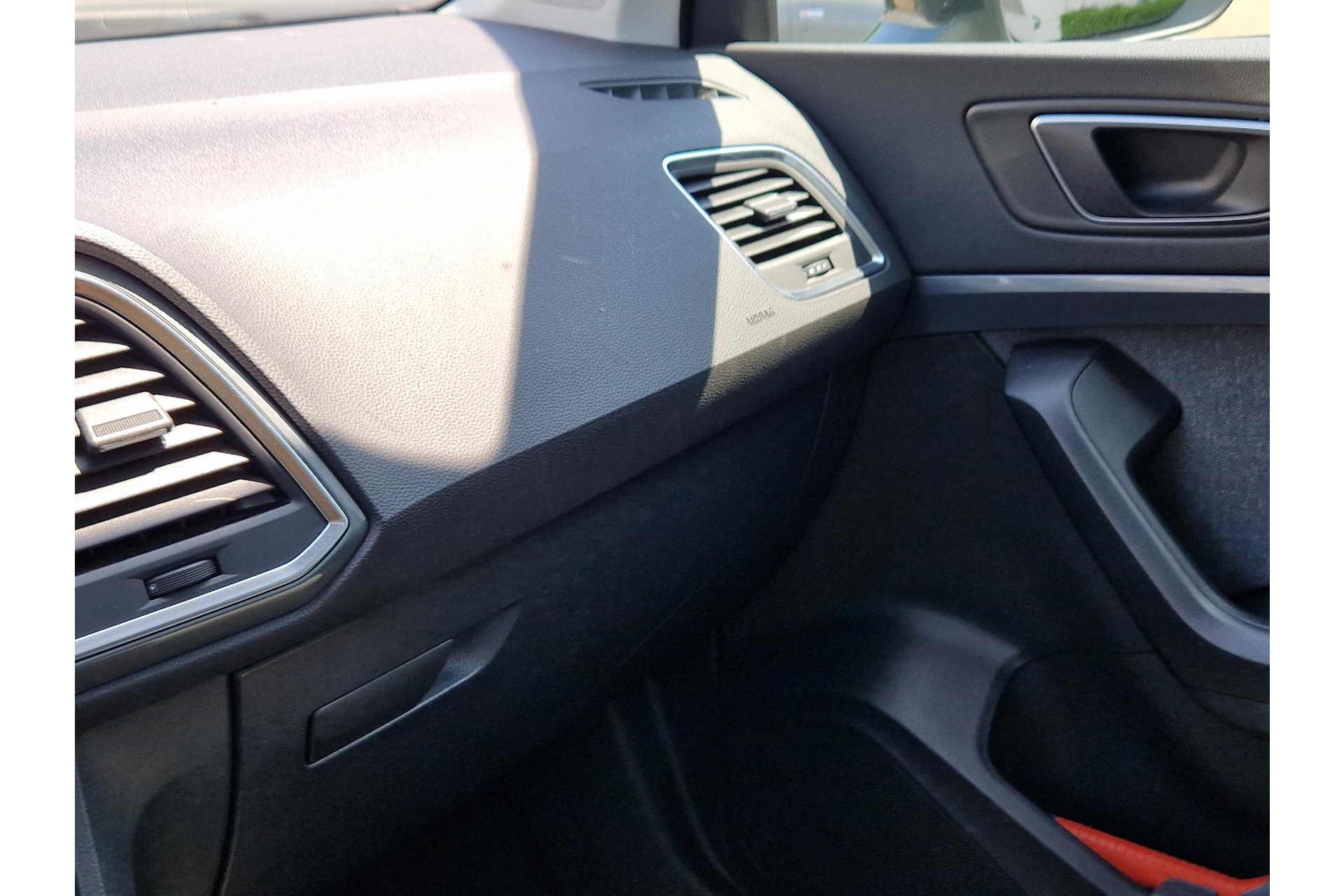 SEAT Ateca 1.5 TSI Style Business Intens CAMERA PANO CARPLAY 45684041-25.jpg | Autobedrijf Gerard Vulink