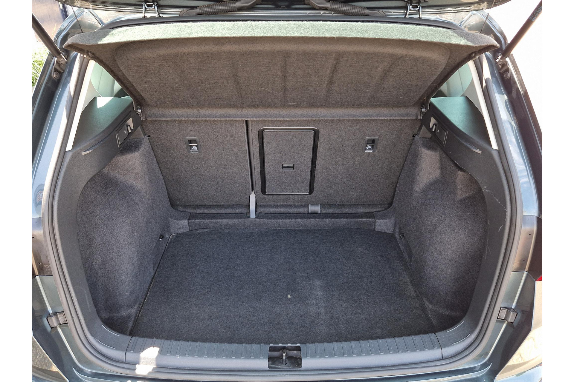 SEAT Ateca 1.5 TSI Style Business Intens CAMERA PANO CARPLAY 45684041-27.jpg | Autobedrijf Gerard Vulink