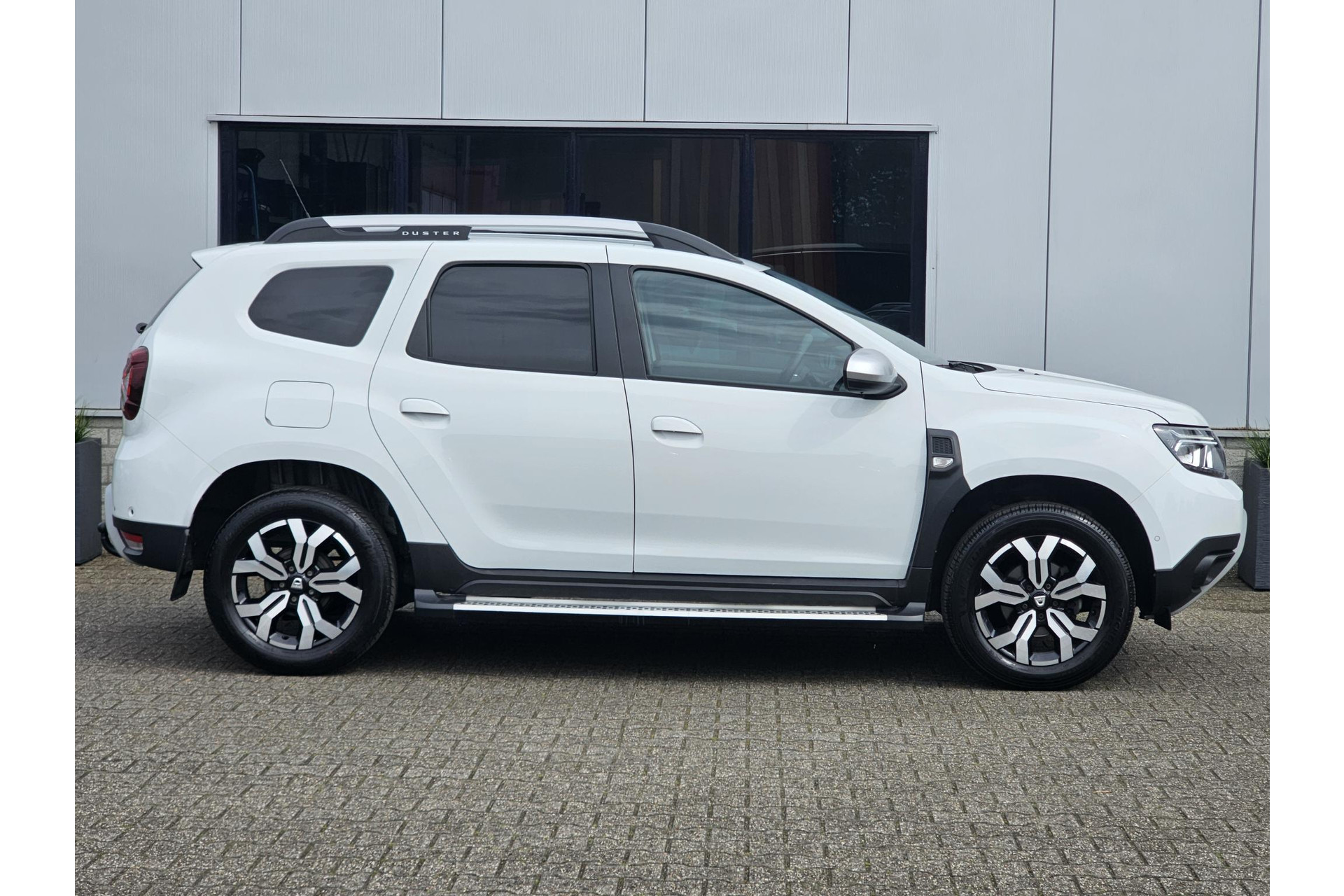 Dacia Duster 1.3 TCe 130PK Prestige TREKHAAK CLIMA CAMERA 45715749-25.jpg | Autobedrijf Gerard Vulink