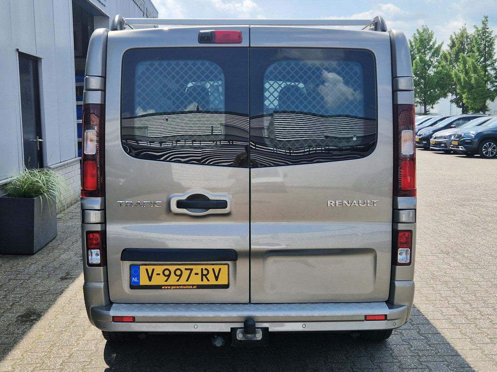 45789009-18.jpg