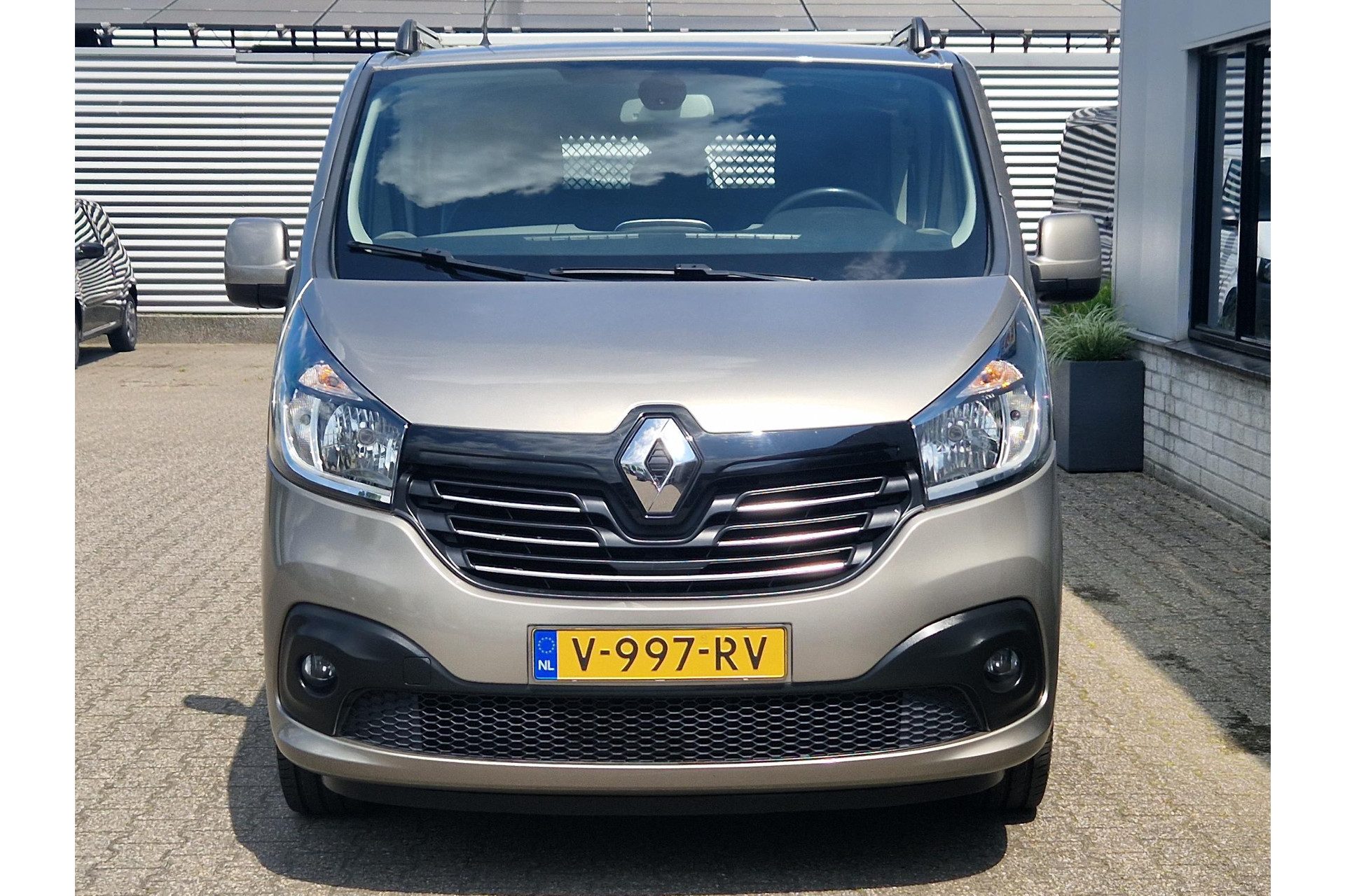 Renault Trafic 1.6 dCi T29 L2H1 5 PERS CLIMA NAV CRUISE TREKHAAK 45789009-24.jpg | Autobedrijf Gerard Vulink