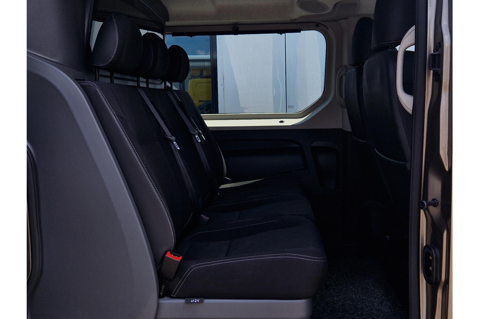 Renault Trafic 1.6 dCi T29 L2H1 5 PERS CLIMA NAV CRUISE TREKHAAK 45789009-5.jpg | Autobedrijf Gerard Vulink