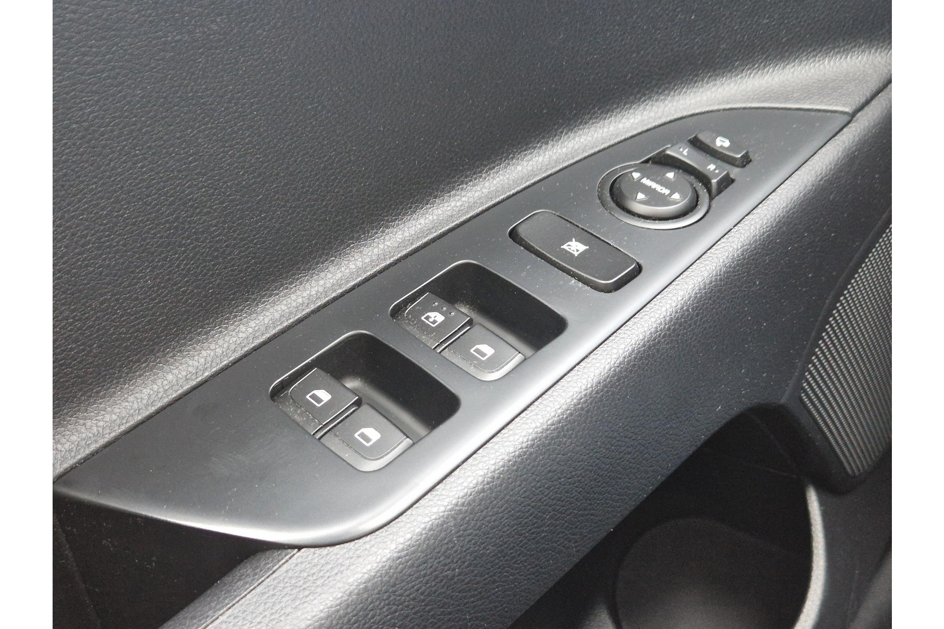 Kia Stonic 1.0 T-GDi DynamicLine CAMERA NAV STOEL/STUURVERW. 45789547-16.jpg | Autobedrijf Gerard Vulink