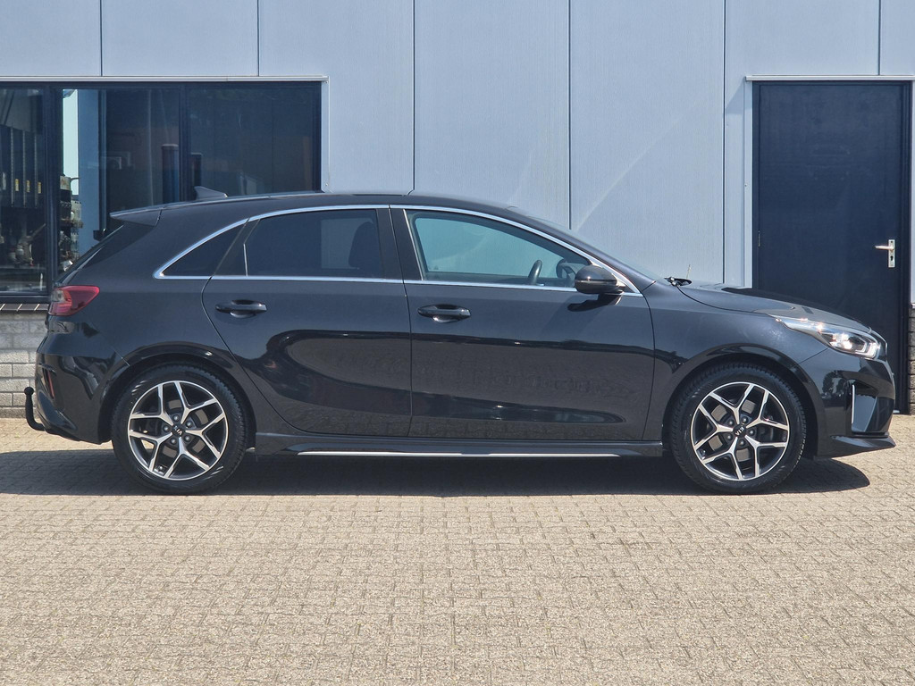 45855840-30.jpg