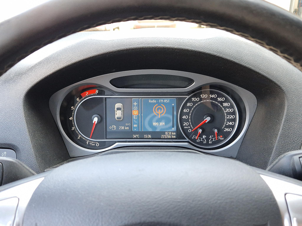 45855876-12.jpg