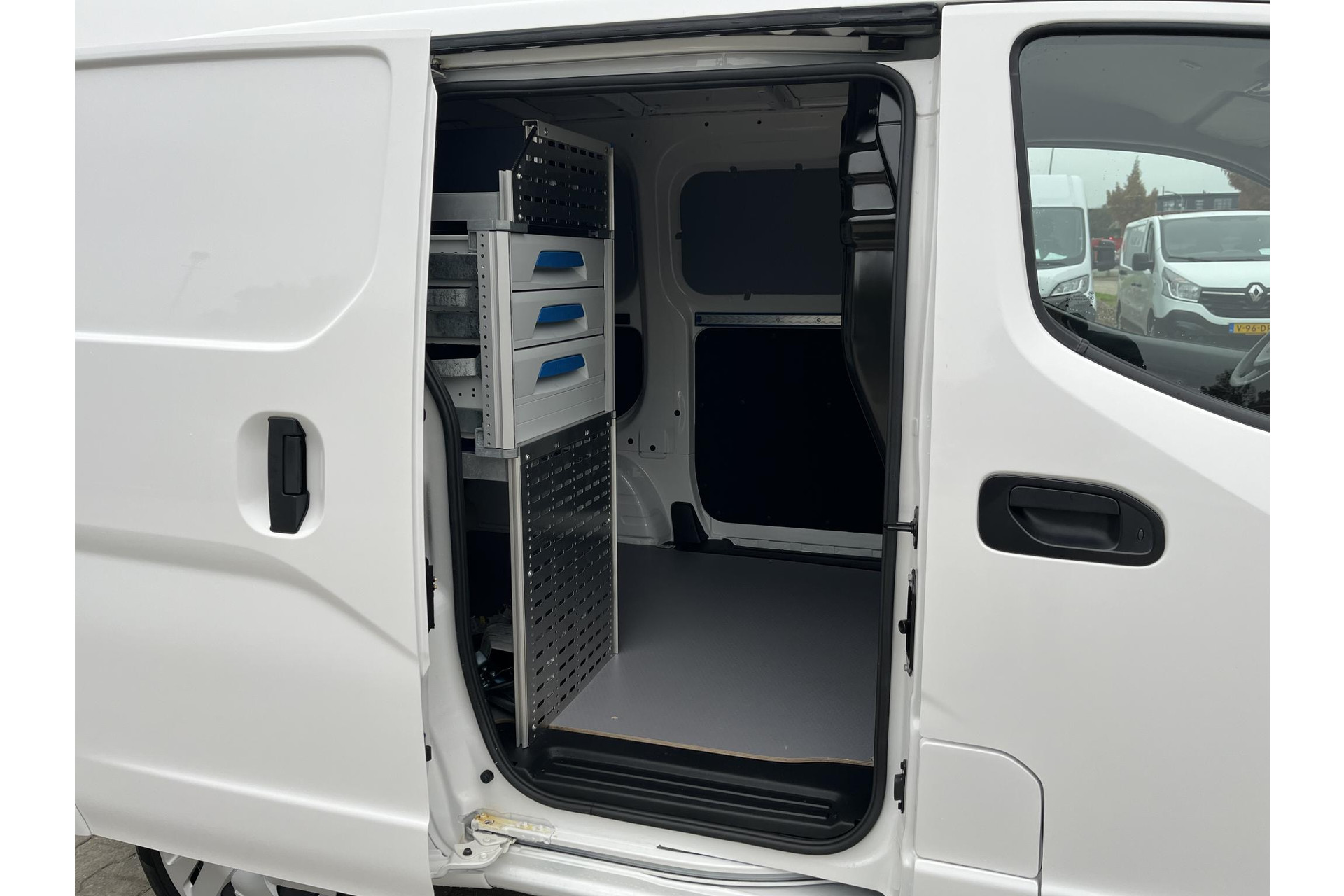 Nissan NV200 Optima 40 kWh 12 MND BOVAG GARANTIE CAMERA CRUISE 46104525-16.jpg | Autobedrijf Gerard Vulink