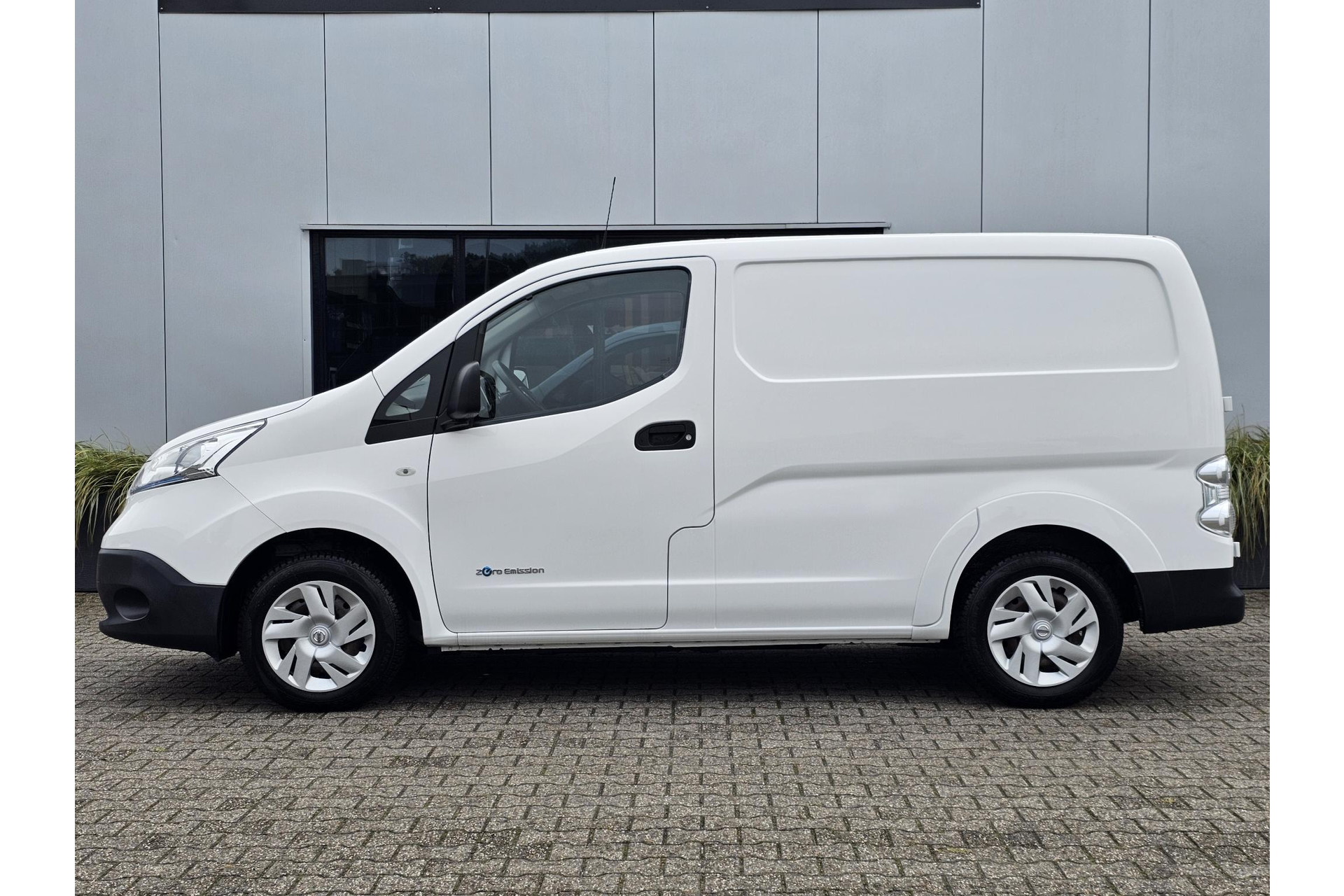 Nissan NV200 Optima 40 kWh 12 MND BOVAG GARANTIE CAMERA CRUISE 46104525-2.jpg | Autobedrijf Gerard Vulink