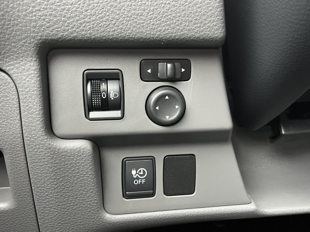 46104525-9.jpg
