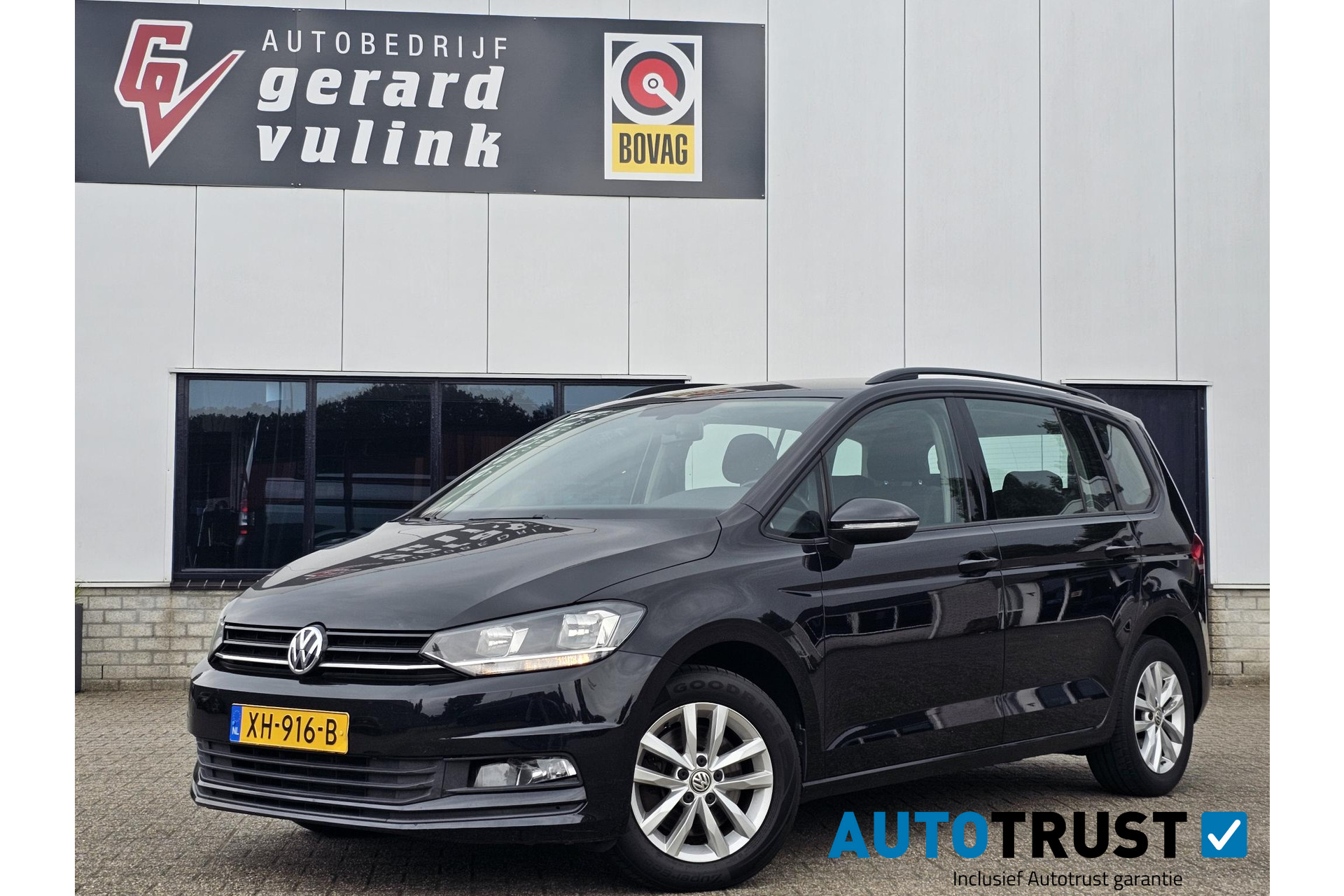 Volkswagen Touran 1.2 TSI Comfortline Edition 7-persoons CARPLAY 46154906-0.jpg | Autobedrijf Gerard Vulink