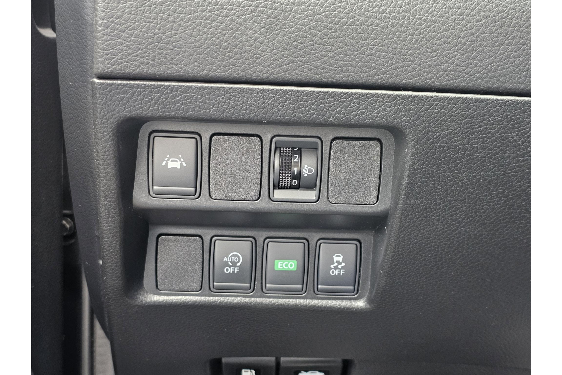 46246402-18.jpg