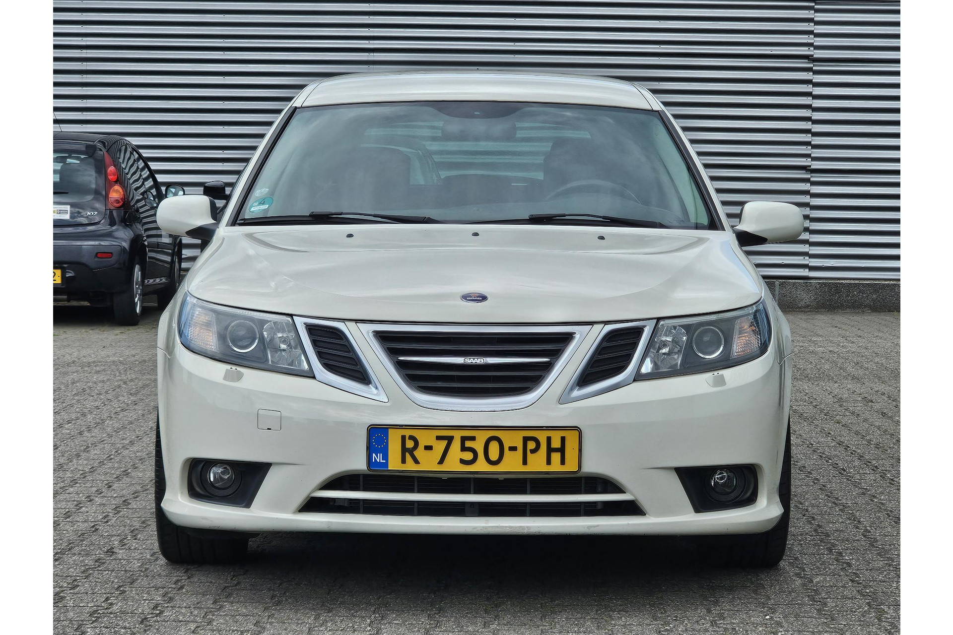 46329575-27.jpg