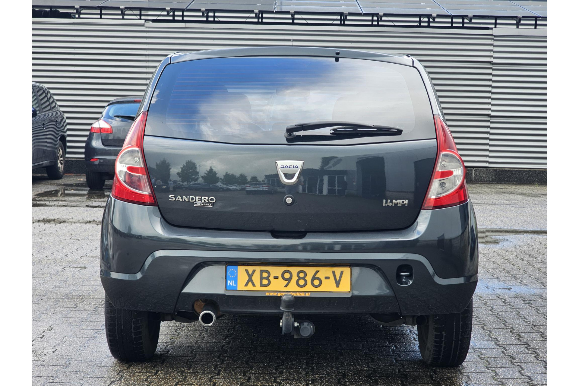 46426709-4.jpg