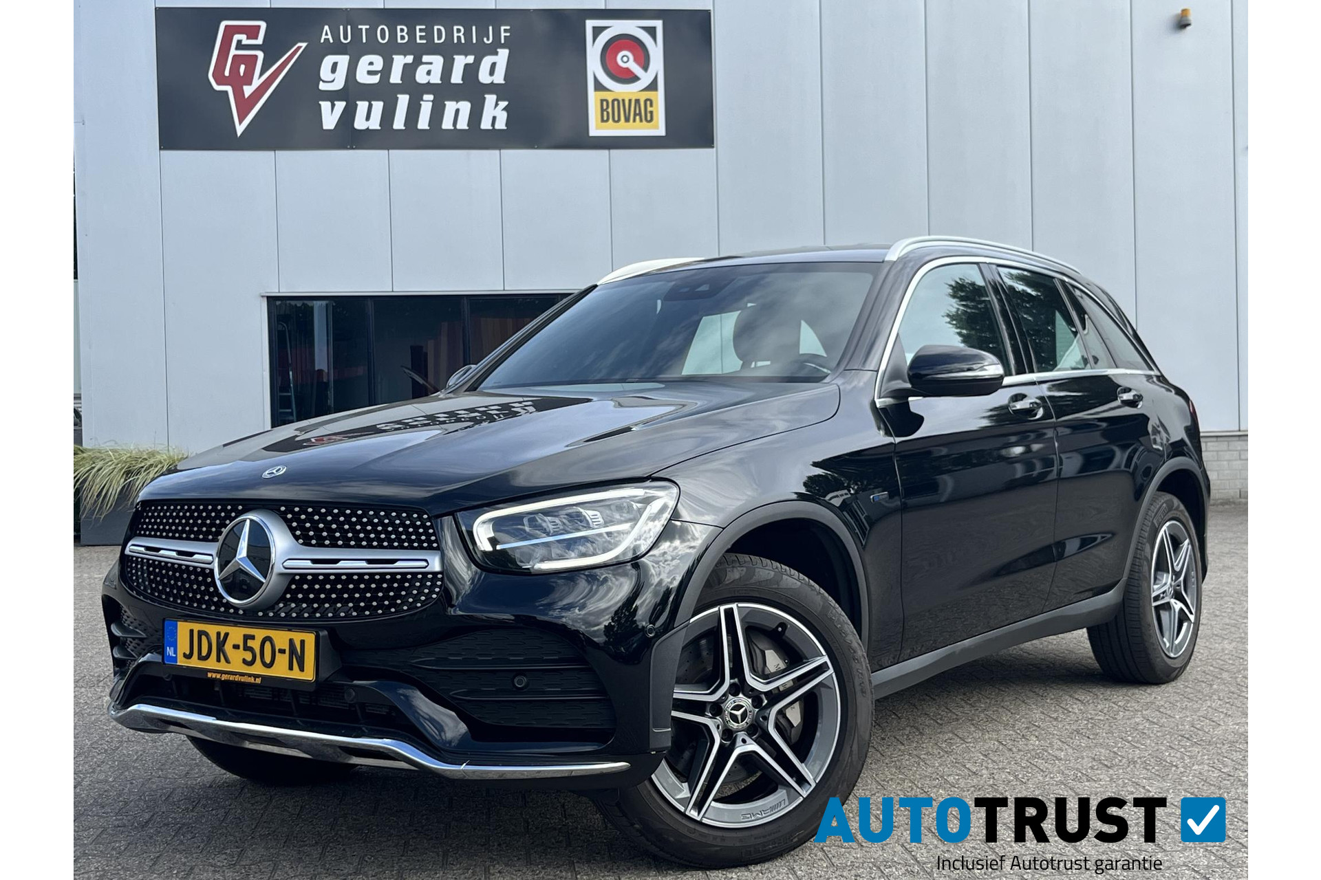 Mercedes-Benz GLC 300e PHEV 4MATIC AMG-STYLING TREKHAAK CRUISE NAV 47163499-0.jpg | Autobedrijf Gerard Vulink