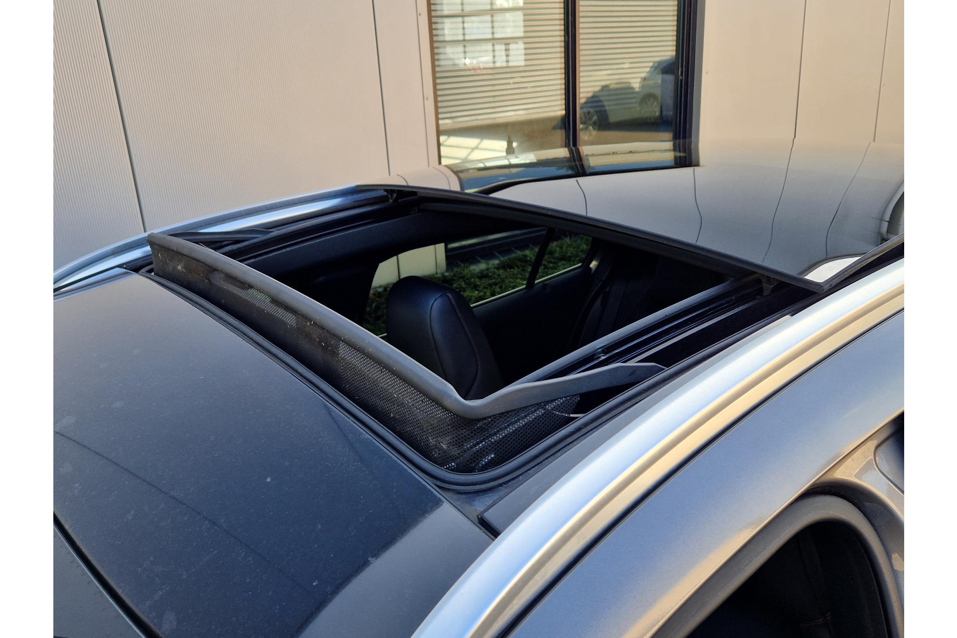 Mercedes-Benz GLA 200 AMG PRESTIGE AUTOMAAT PANO TREKHAAK 47535767-33.jpg | Autobedrijf Gerard Vulink