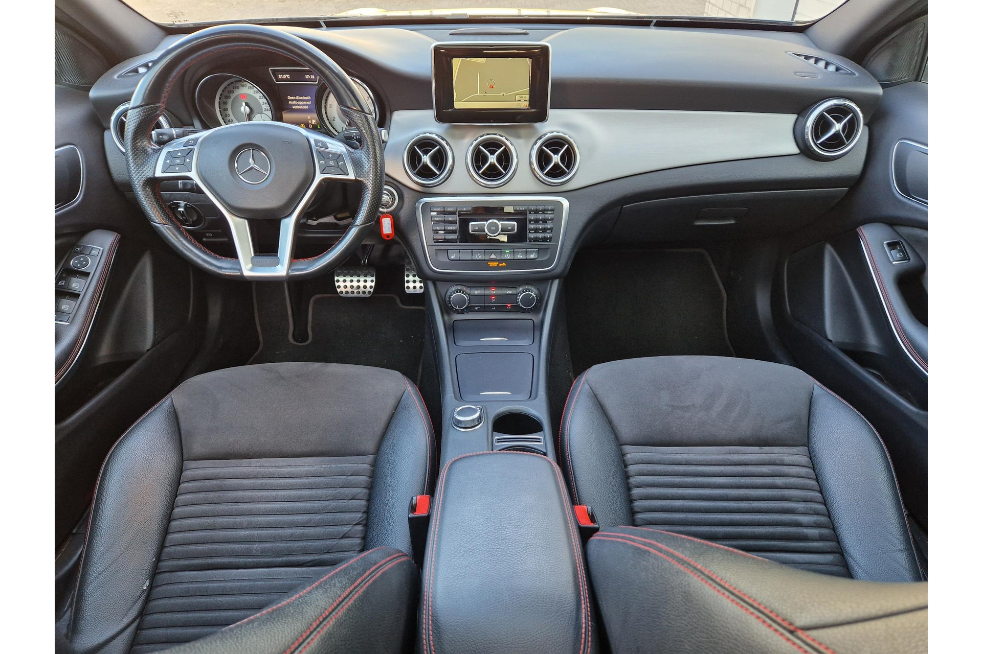 Mercedes-Benz GLA 200 AMG PRESTIGE AUTOMAAT PANO TREKHAAK 47535767-9.jpg | Autobedrijf Gerard Vulink