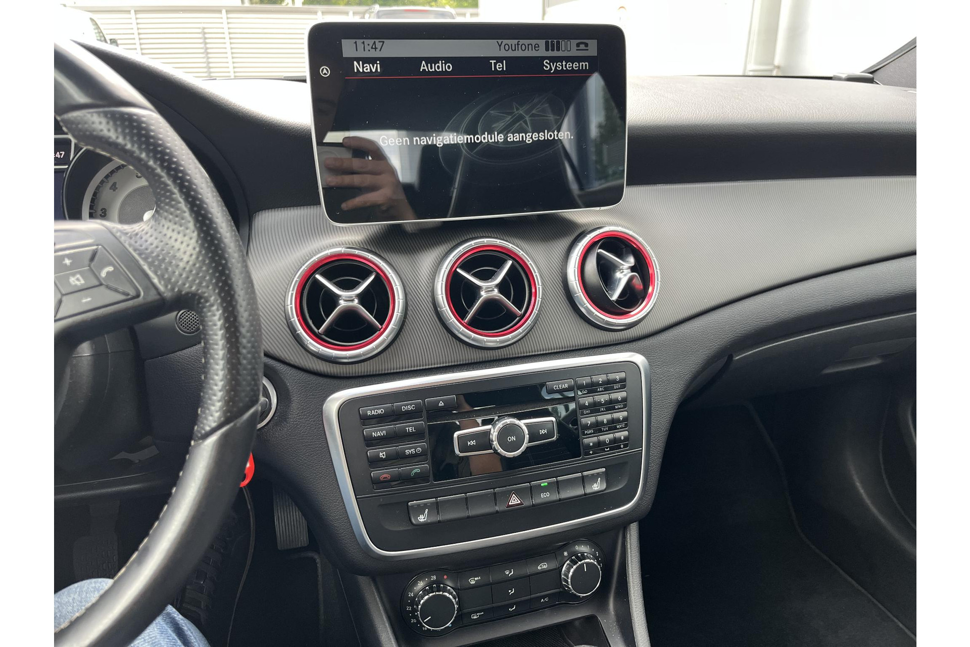 Mercedes-Benz CLA 180 Ambition AIRCO CRUISE TREKHAAK 47593067-11.jpg | Autobedrijf Gerard Vulink